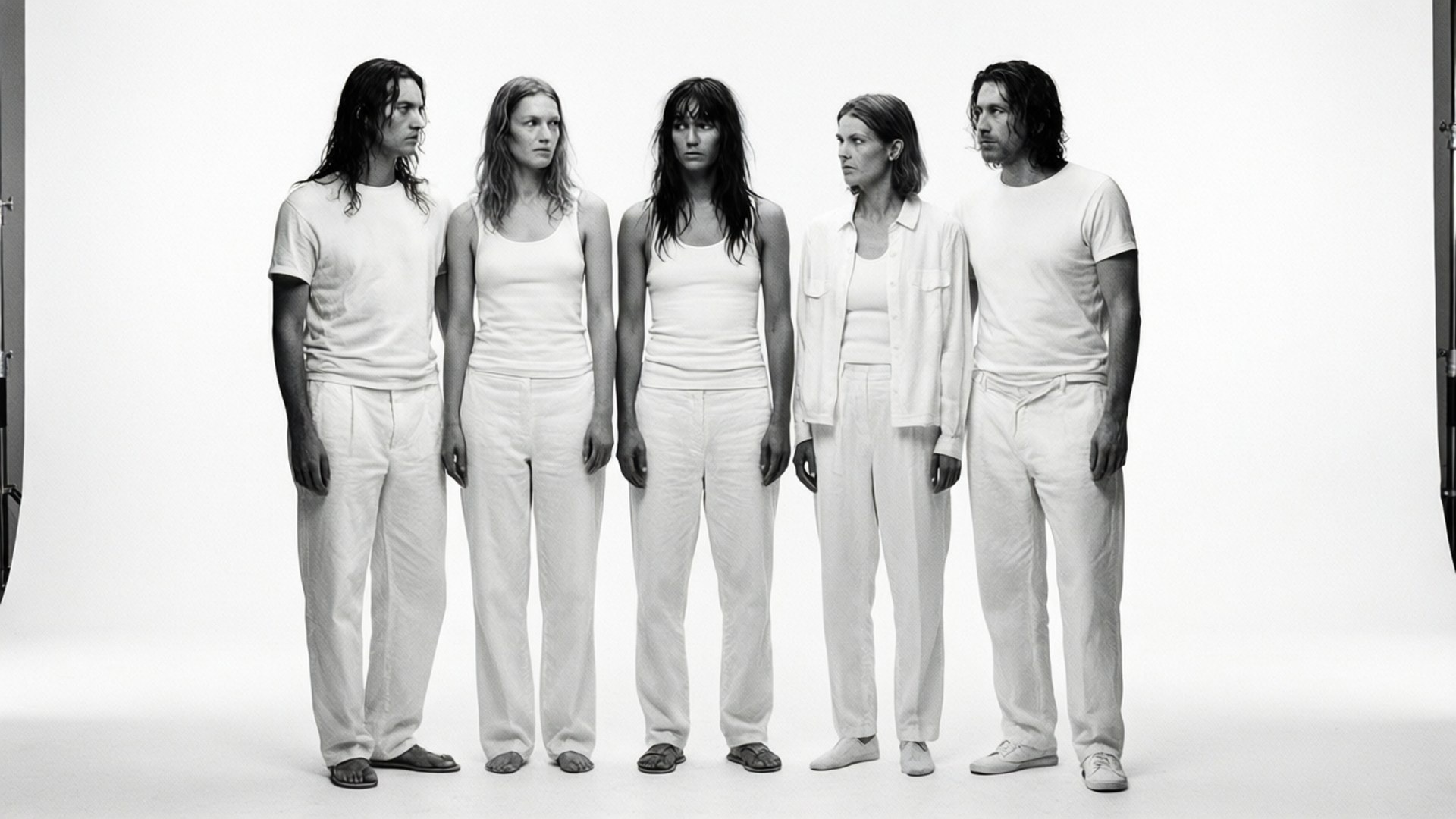 Group Pose Studio Wallpaper