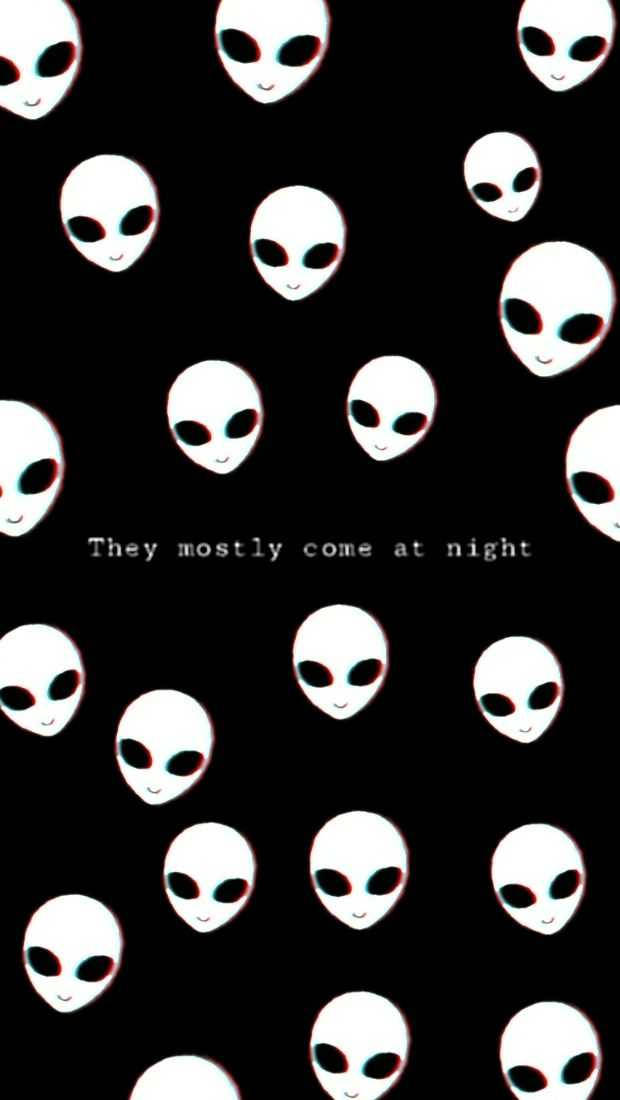 Grungeemo Estetisk Svarta Aliens Wallpaper