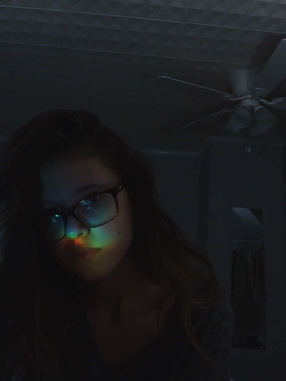 Dark Grunge Tumblr Aesthetic Glasses Girl Wallpaper