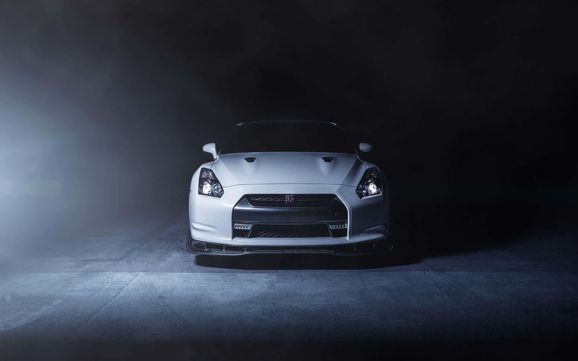 The Aggressive And Powerful Nissan Gtr Wallpaper