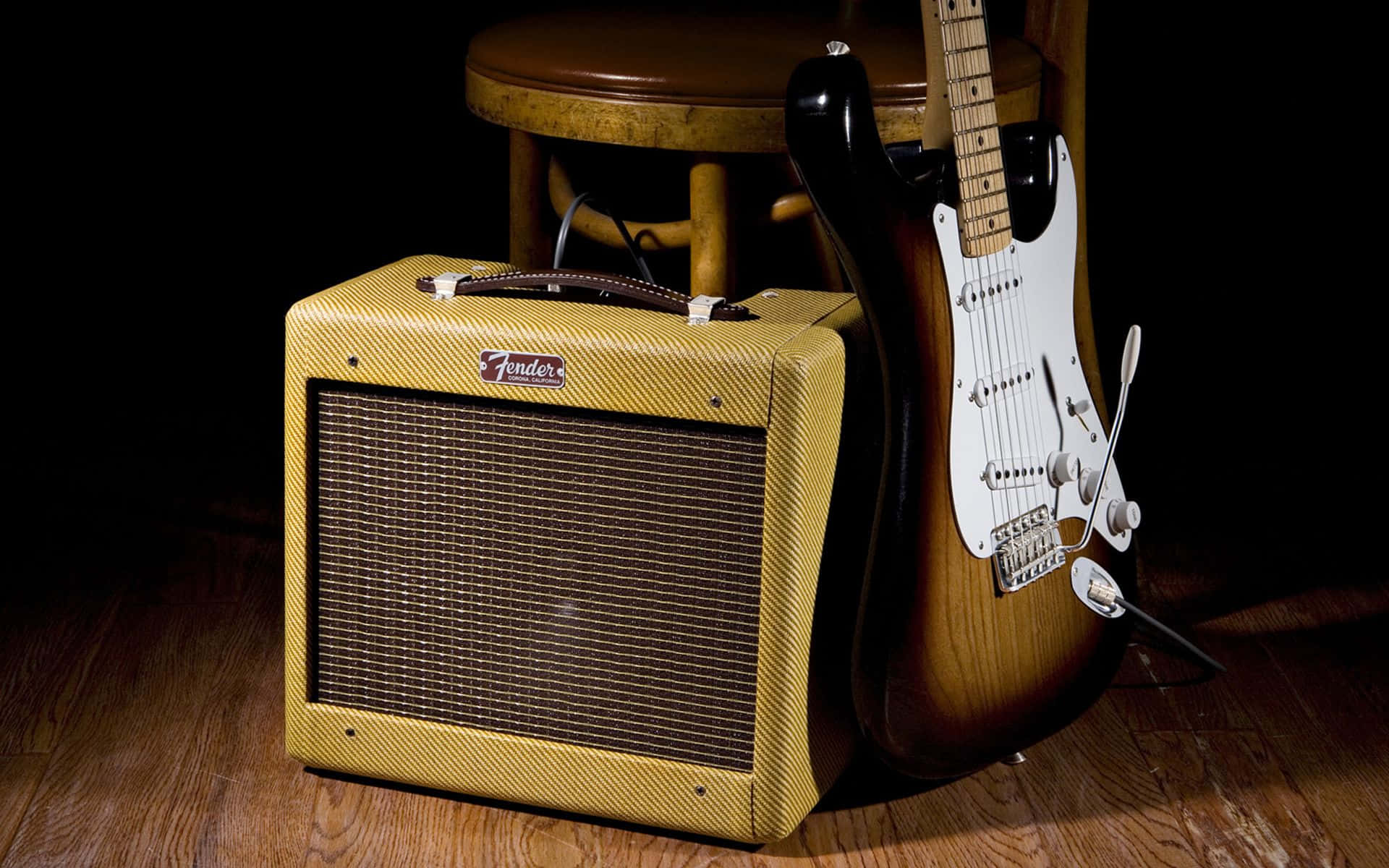 Turn up the volume and rock out with this iconic guitar amp Wallpaper