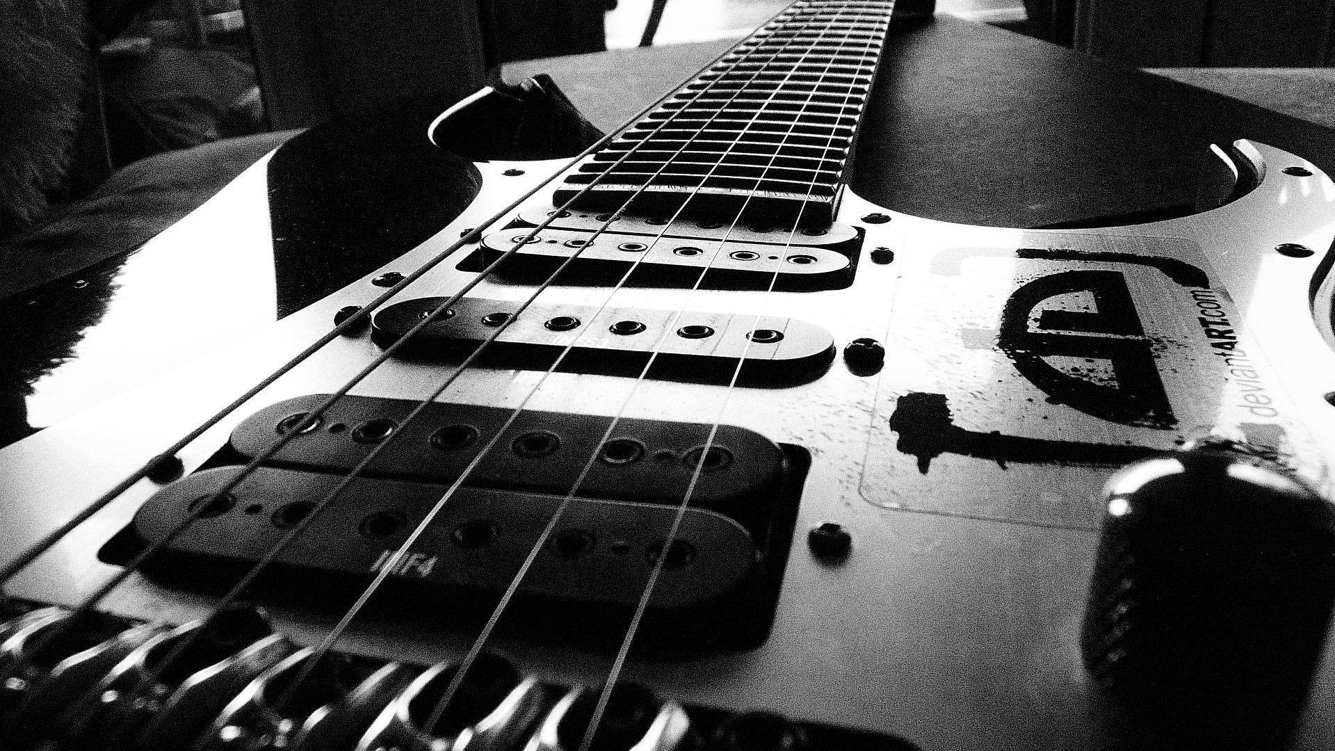 Guitar For Playing Cool Music Wallpaper