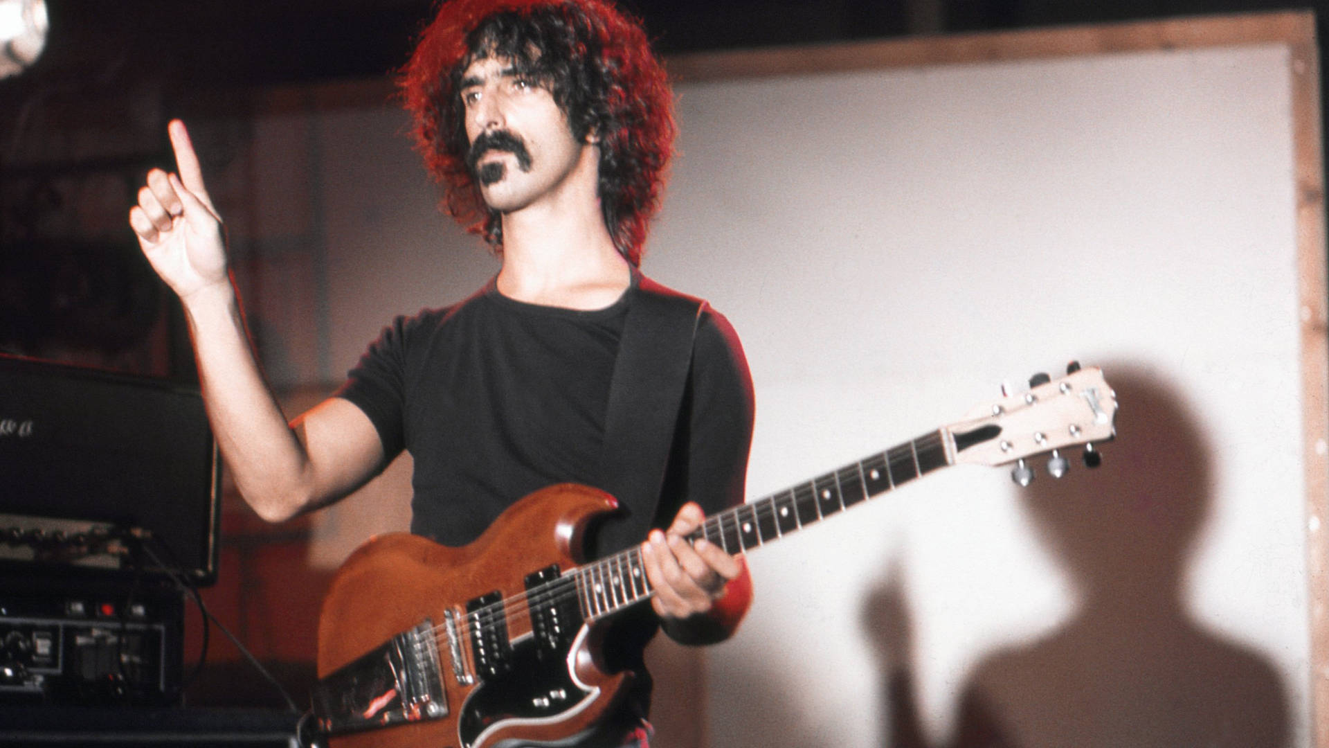 Guitarristafrank Zappa. Fondo de pantalla
