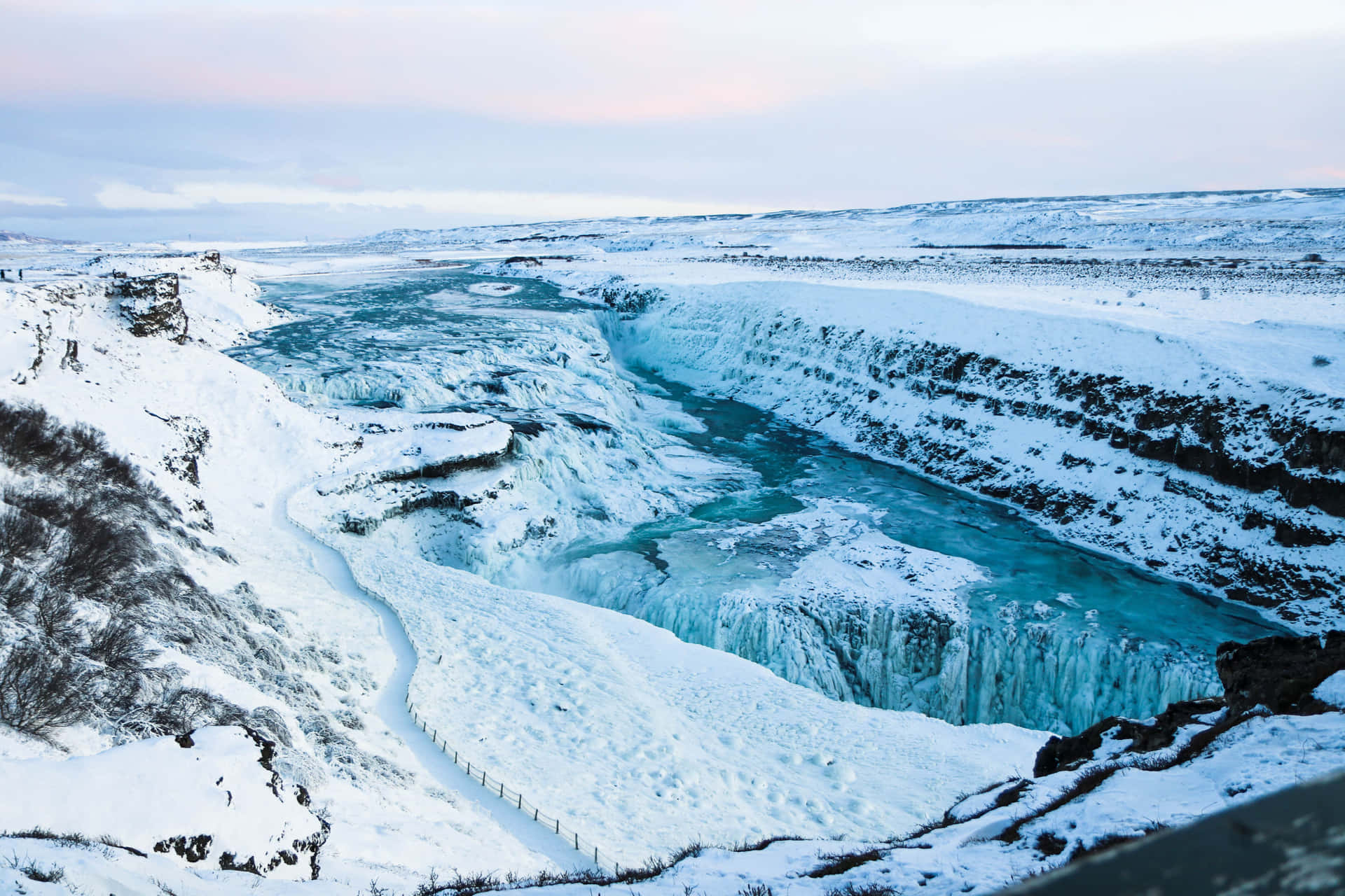 Gullfoss vandfald i sydvest Island i vinter. Wallpaper