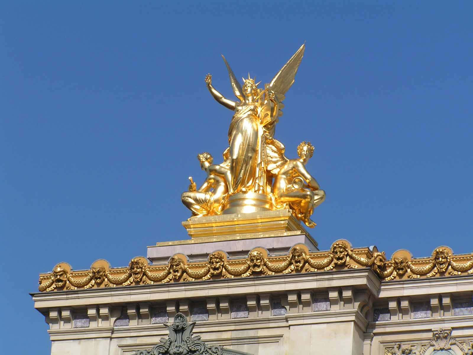Esculturade Armonía Gumery En La Ópera De París. Fondo de pantalla
