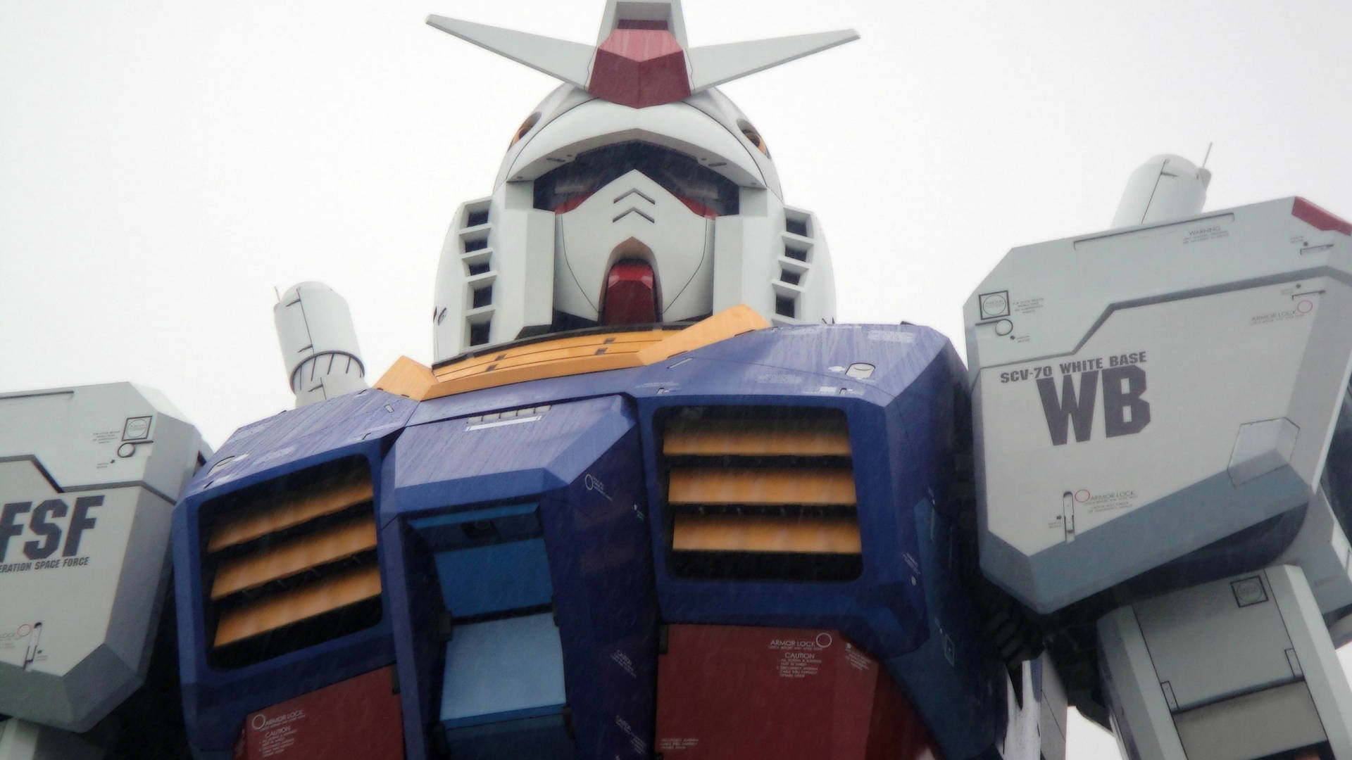 Gundam Suit Statue In Japan Picture