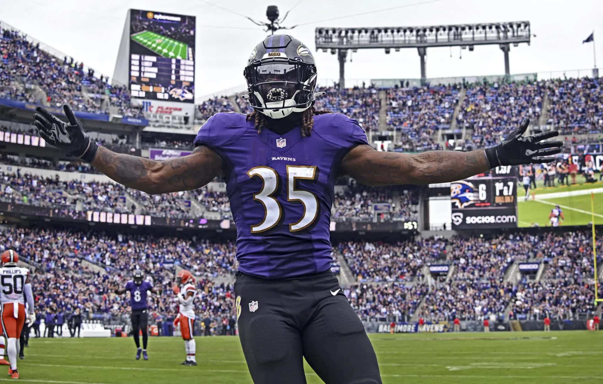 Gus Edwards Baltimore Ravens Celebration Wallpaper