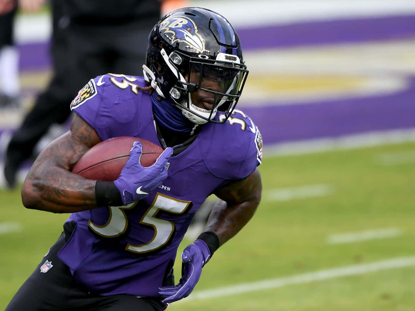 Download Gus Edwards Baltimore Ravens Running Back Wallpaper ...