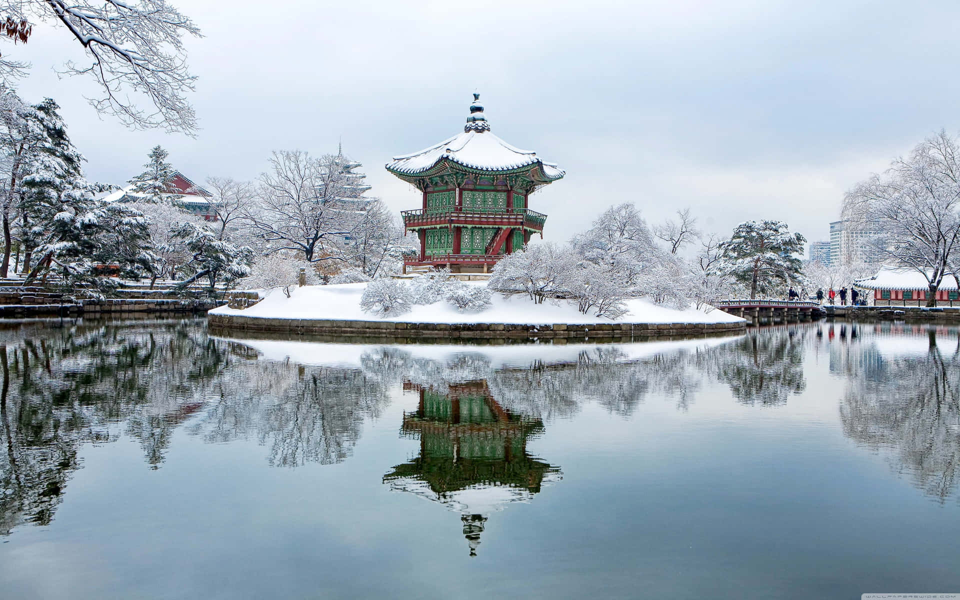 Gyeongbokgung Palace Pavilion During Winter Picture