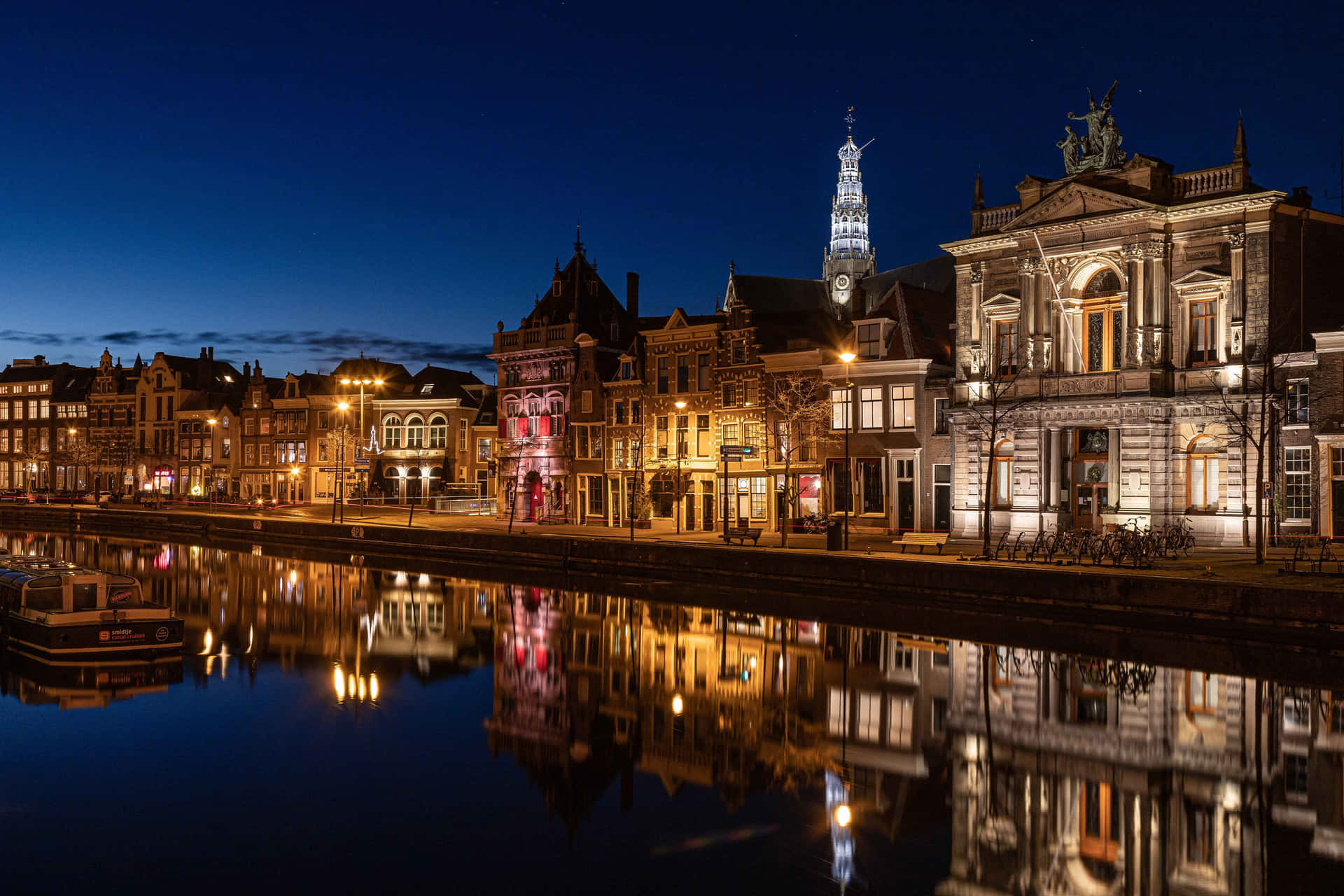 Haarlem Netherlands Night Reflection Wallpaper