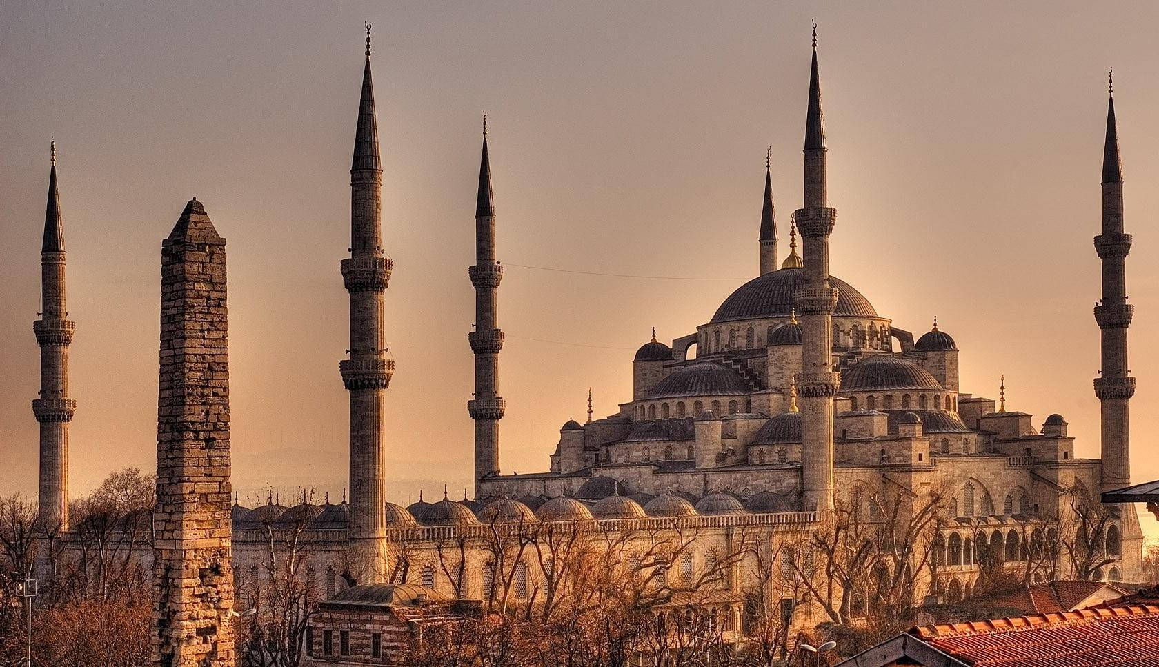 Hagia Sophia Spires And Column Wallpaper