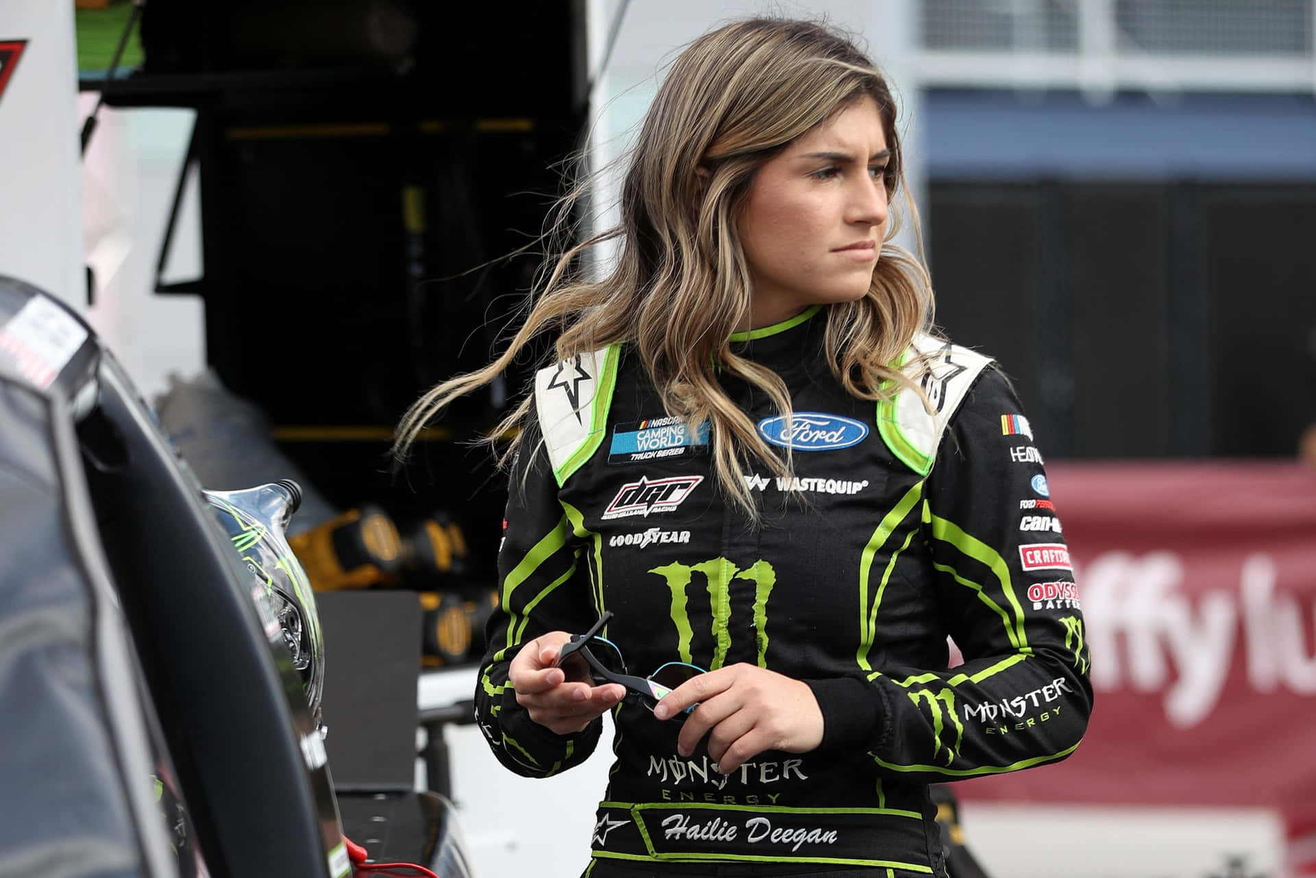 Hailie Deegan Racing Event Wallpaper