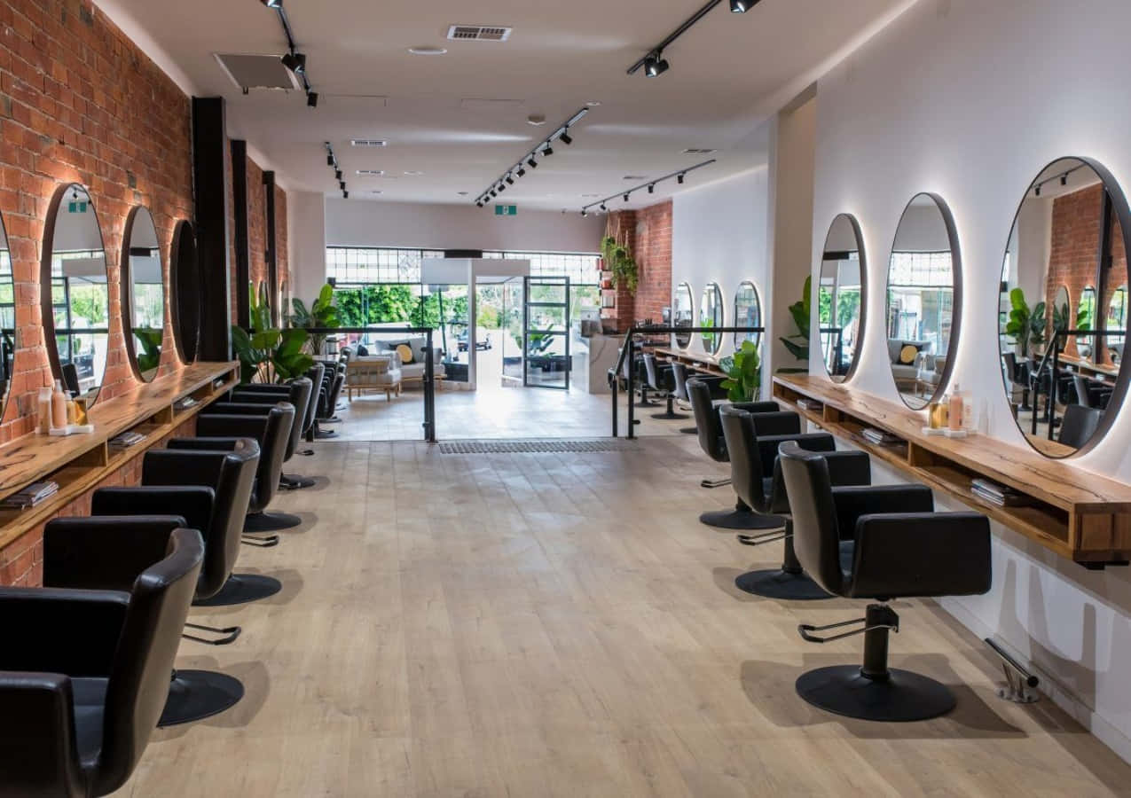 Give yourself a beautiful new look with our professional hair salon services