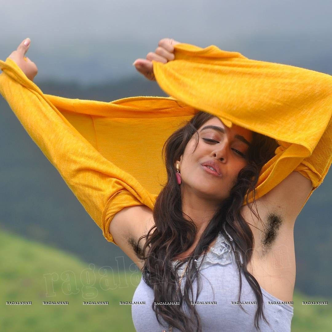 Indian Actress and Model Regina Cassandra Showcasing Natural Beauty Wallpaper