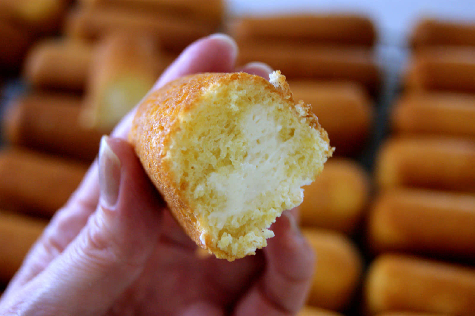 Half Eaten Twinkie Closeup Wallpaper