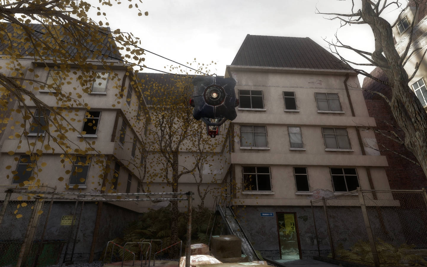 Half-Life City Scanner In Front Of Building Wallpaper