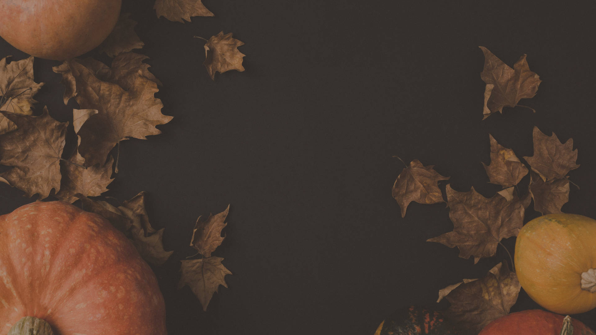 Halloween Aesthetic Pc Pumpkins Leaves Wallpaper