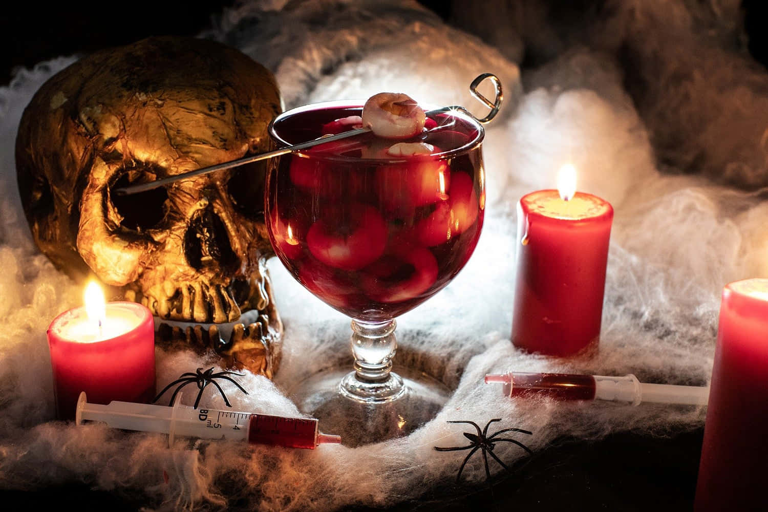Spookify Your Holiday Celebrations with these Delicious Halloween Cocktails! Wallpaper