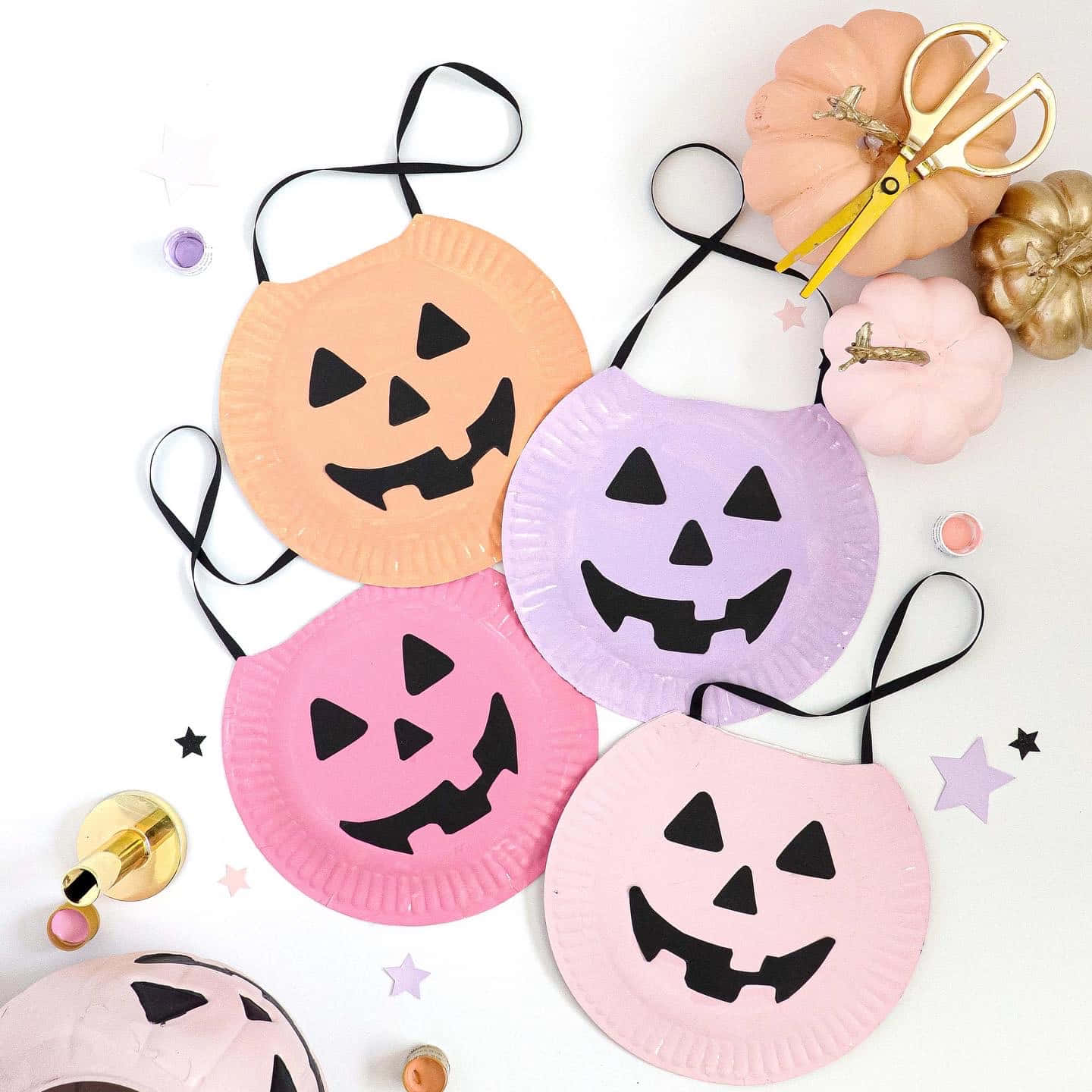 Turn your home into a cozy, spooky and festive place with these easy Halloween crafts Wallpaper