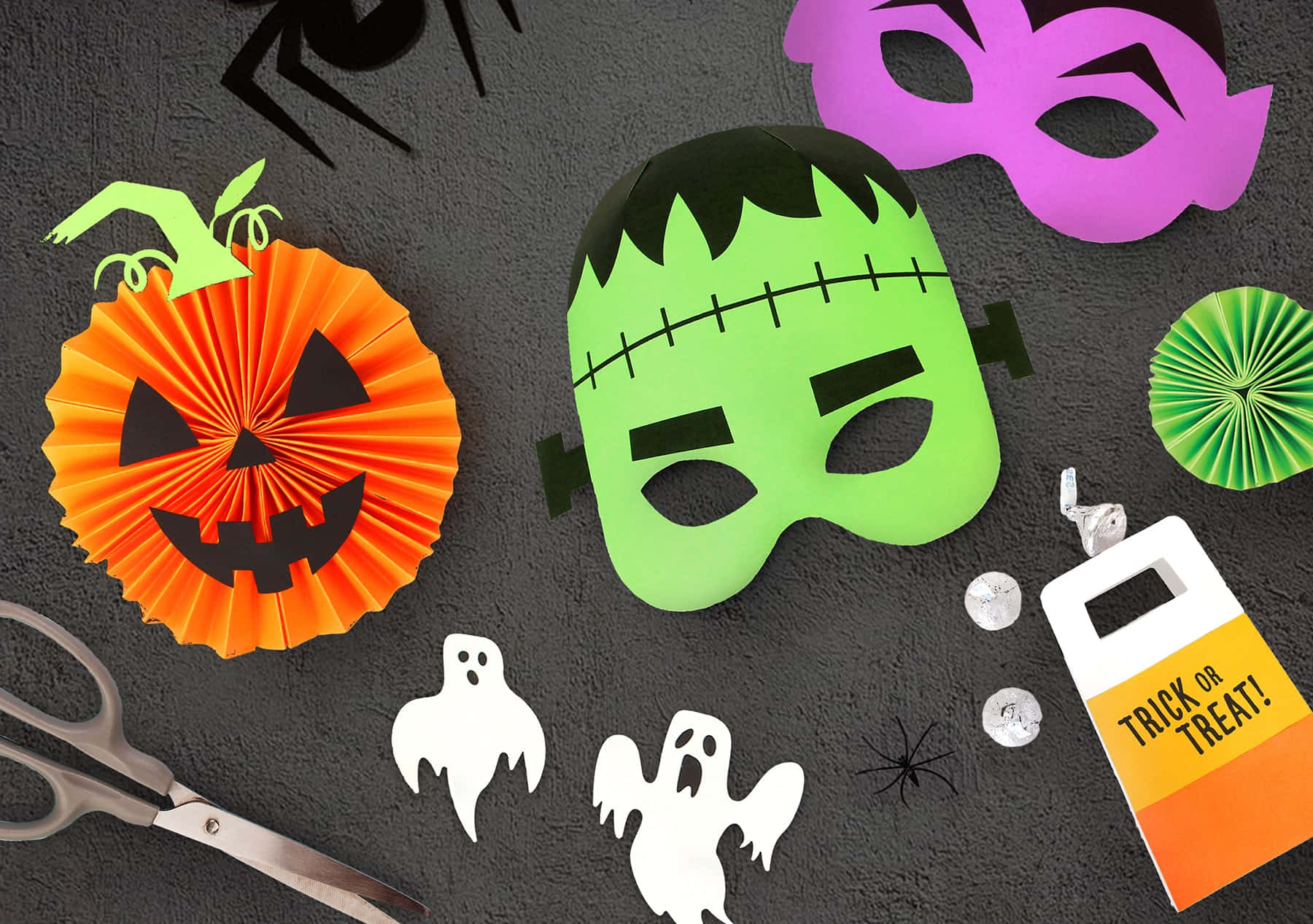 "Create fun + spooky spirit with DIY Halloween crafts!" Wallpaper