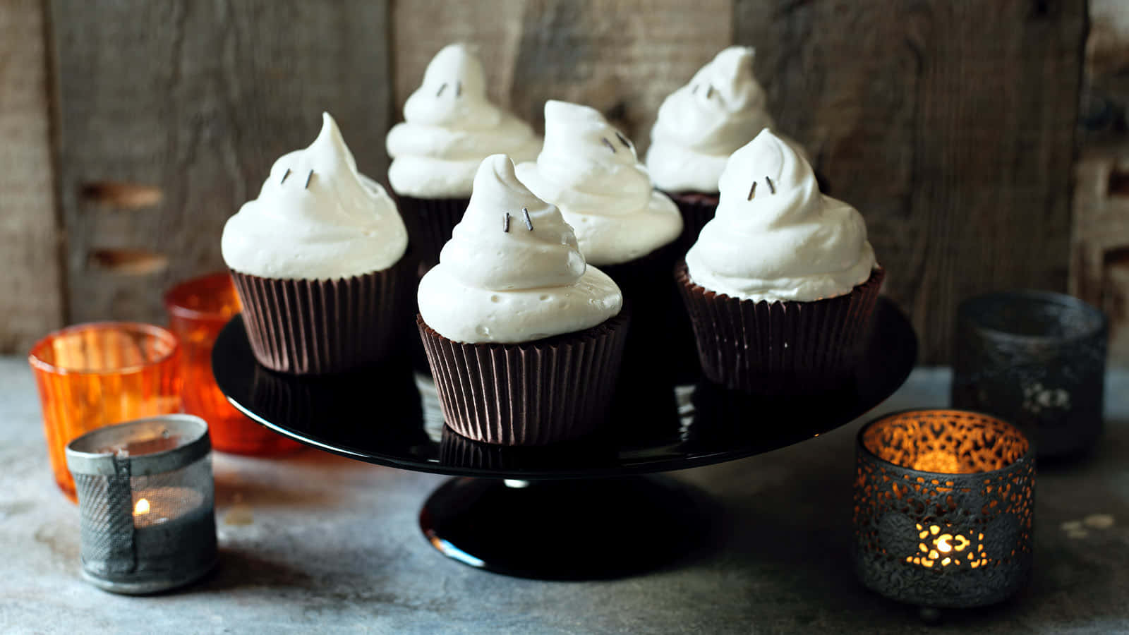 Mouthwatering Monster-Themed Cupcakes for Halloween Wallpaper