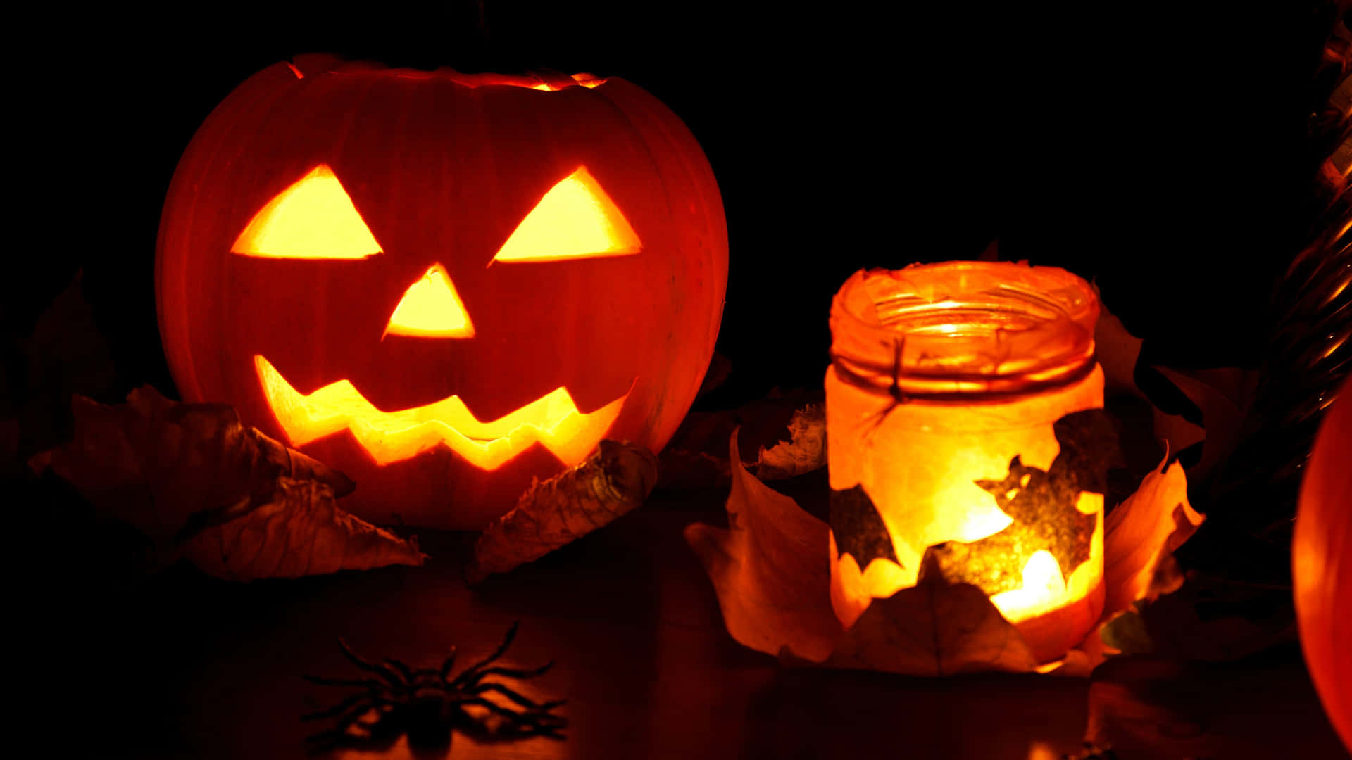 Halloween Jack O Lanternand Candle Light Wallpaper