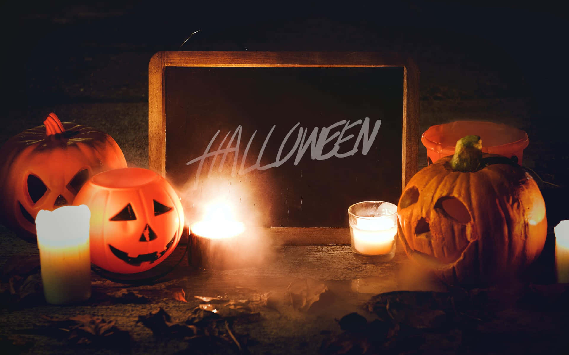 Pizarrade Halloween Para Macbook Fondo de pantalla
