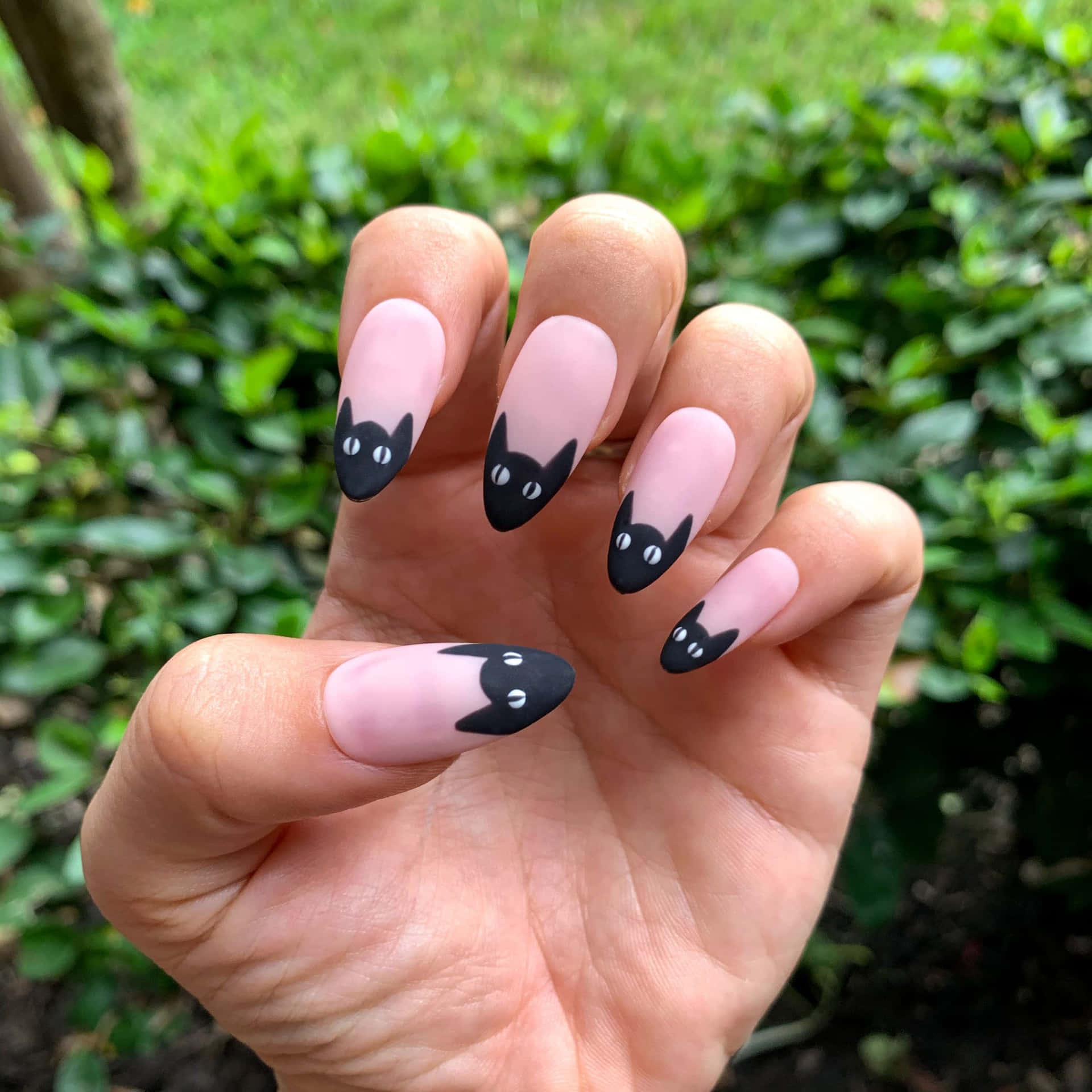 Enjoy A Scary Halloween With Spooky Nail Art Wallpaper