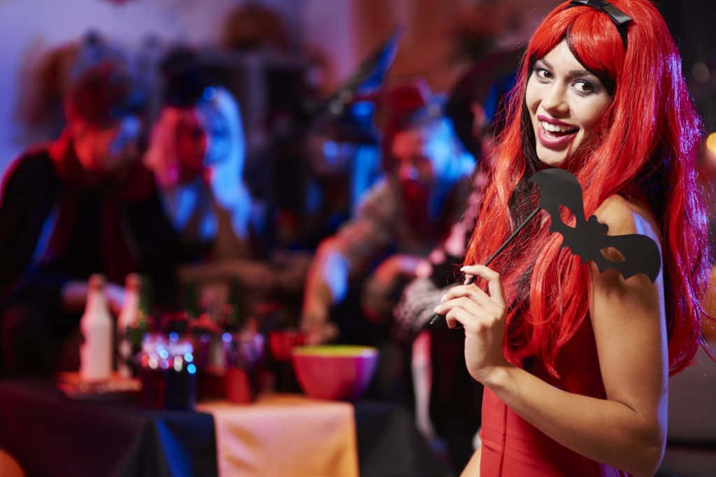 Imagende Fiesta De Halloween Con Cabello Rojo Vampiro.
