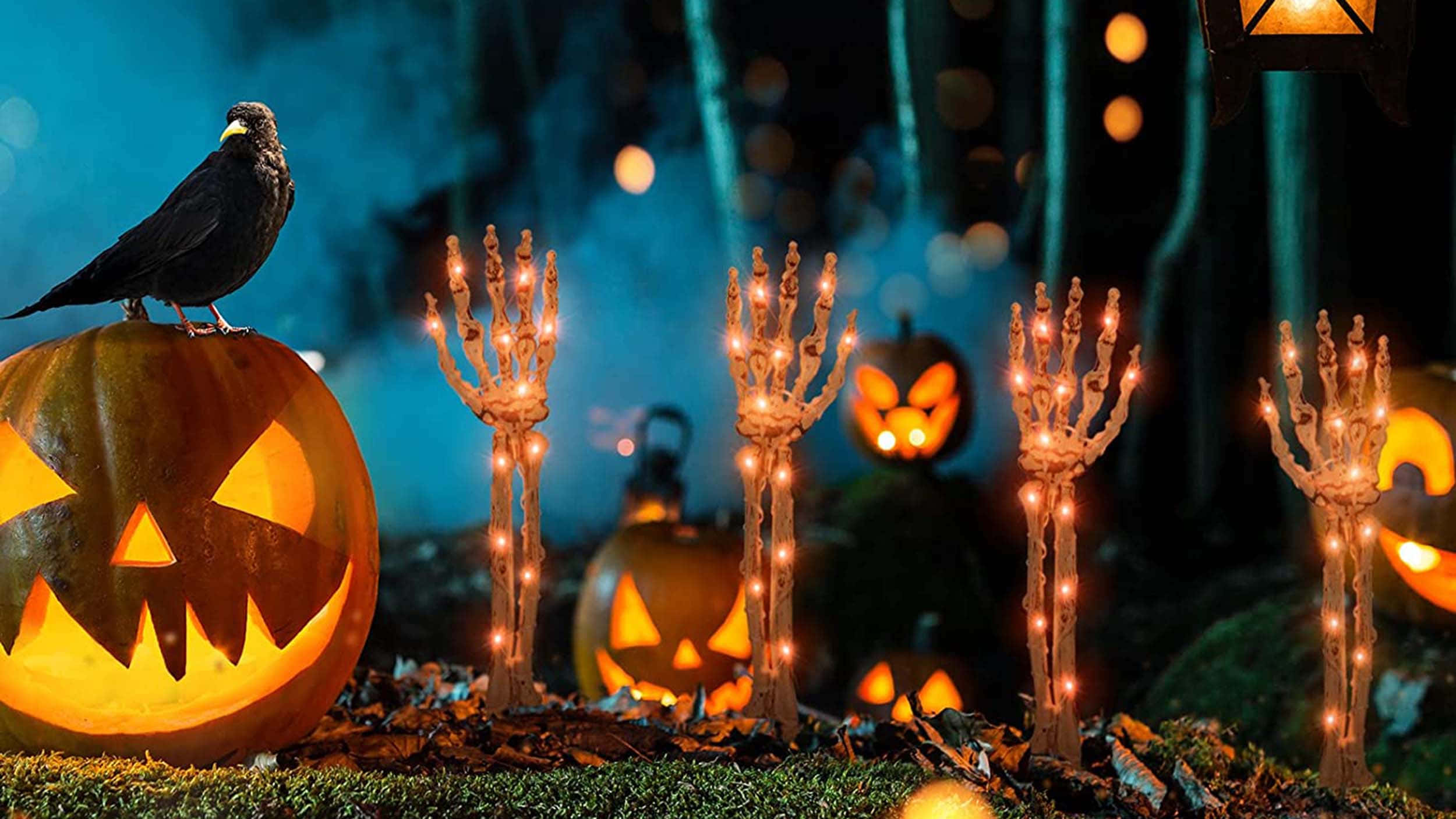 Trick-or-treating with these spooky Halloween Props! Wallpaper