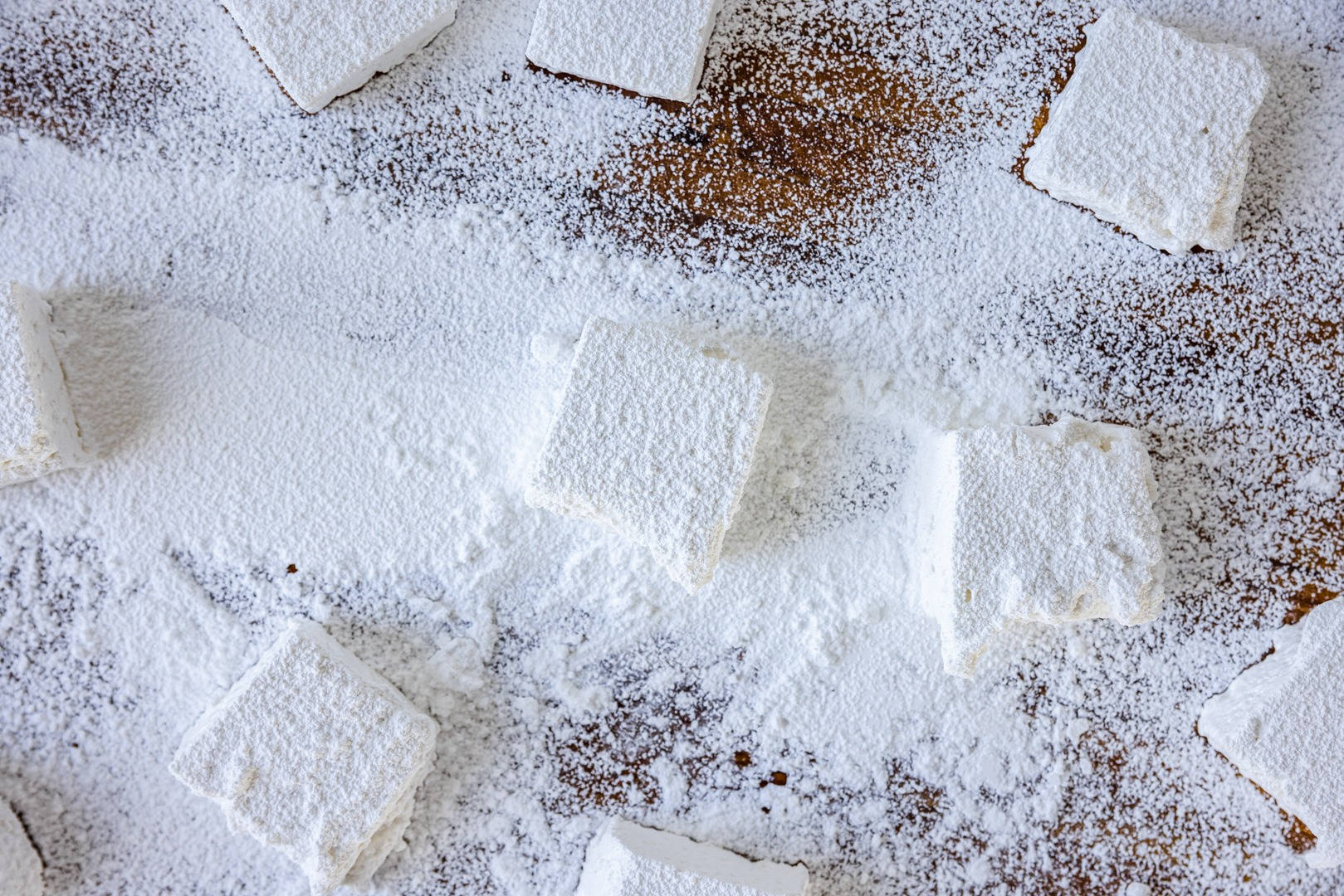 Håndlavede hvide marshmallows Wallpaper