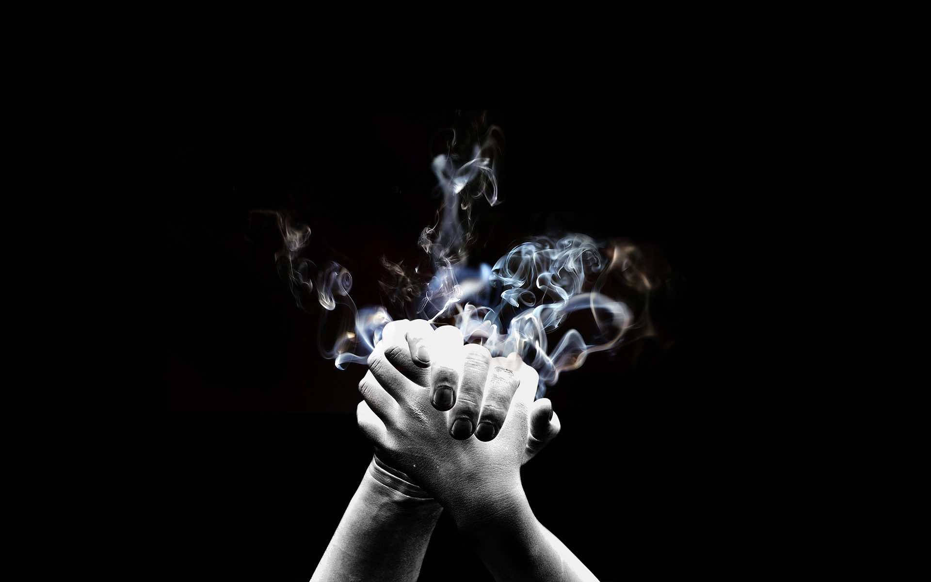 Hands With Smoke Black Mac Picture