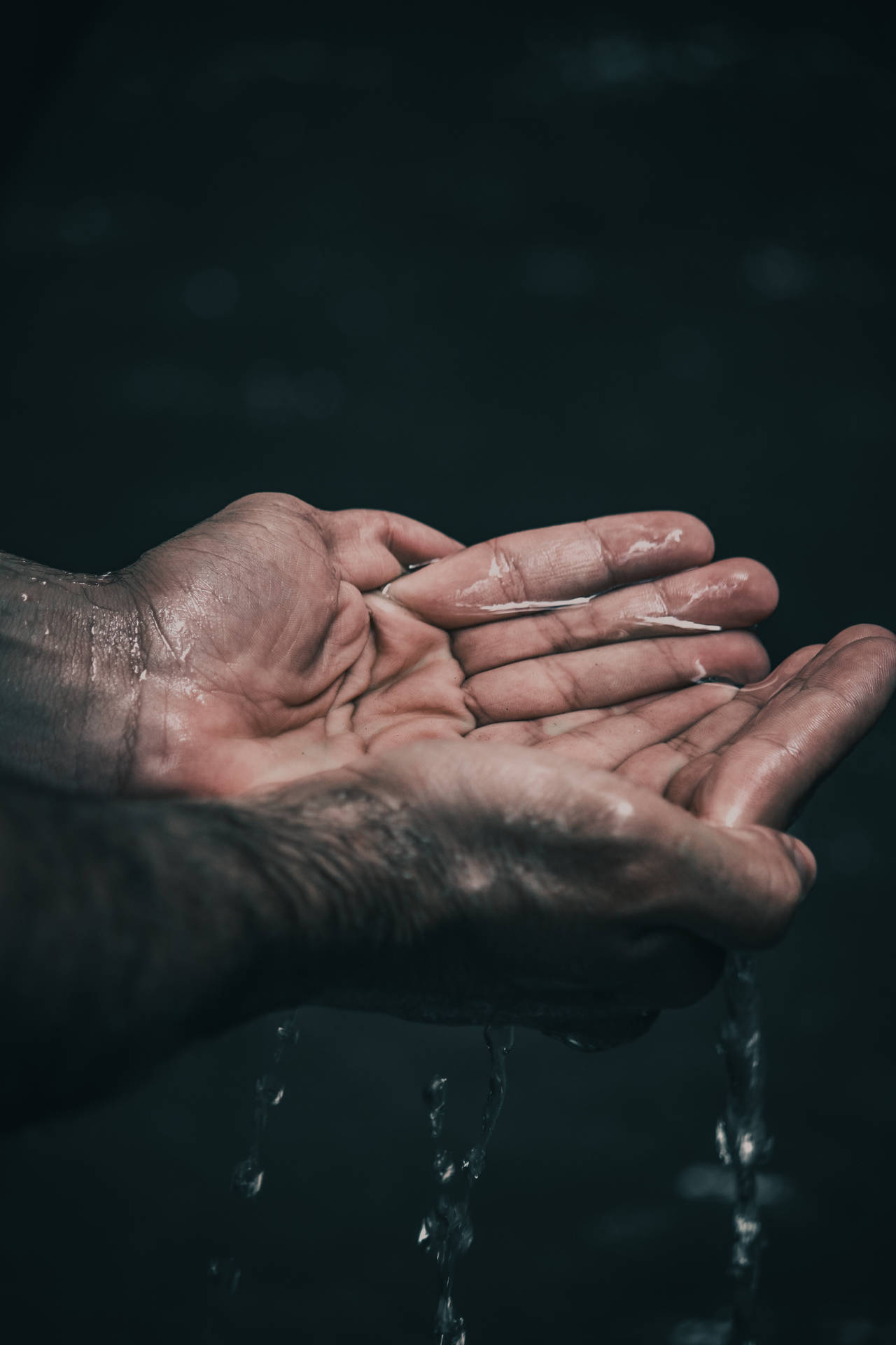 Hands With Water Wallpaper