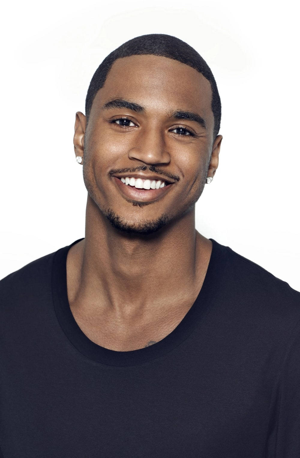Handsome Black Man Cute Smile Wallpaper