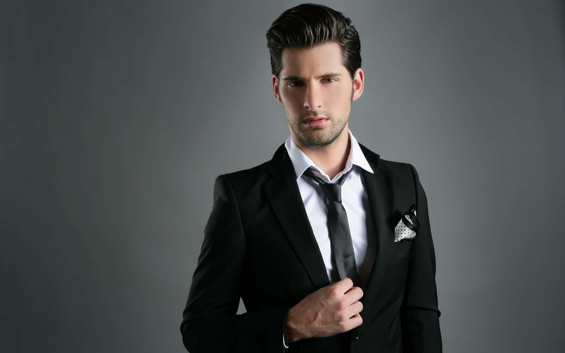 Handsome Man In Suit Wallpaper