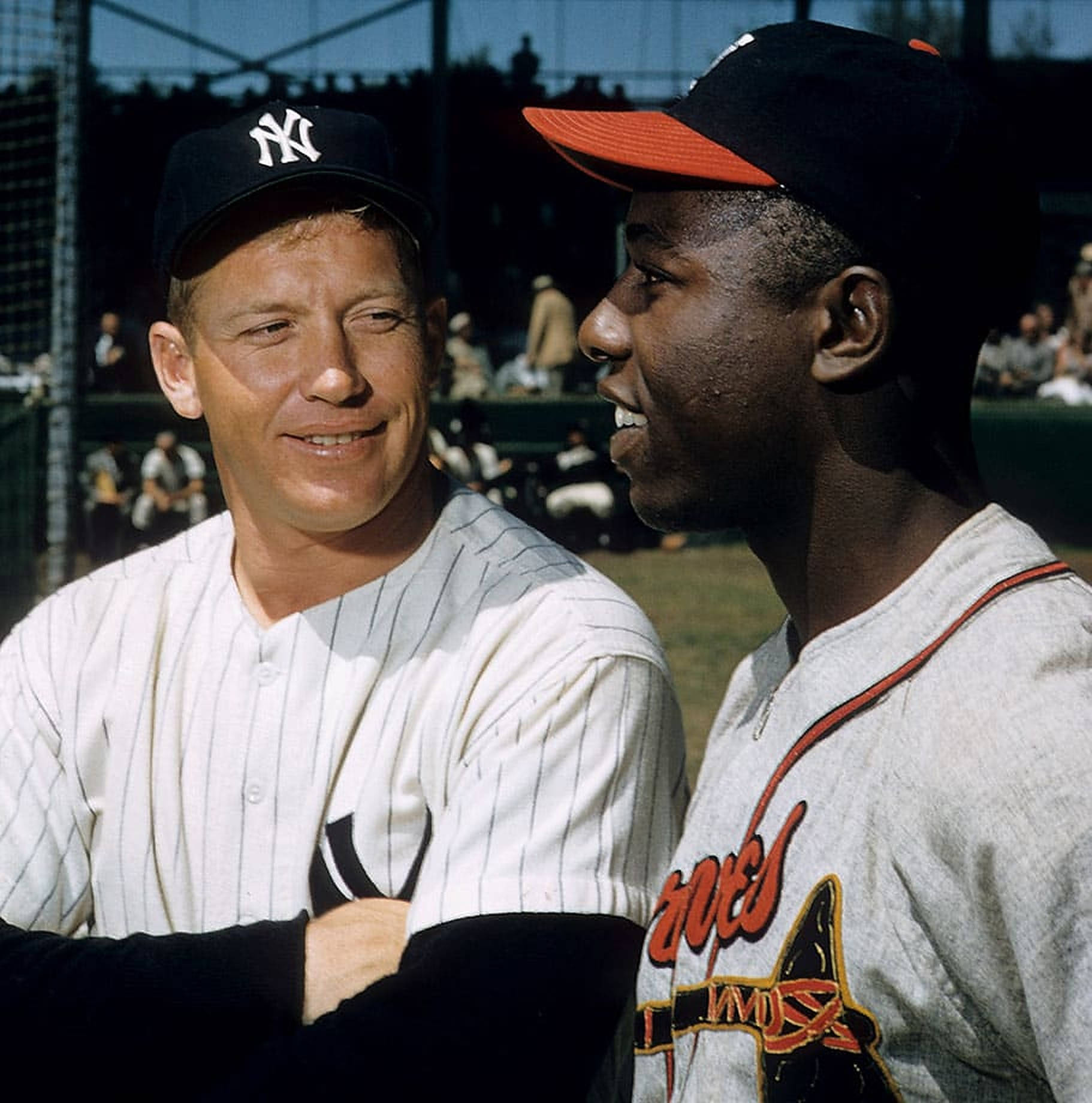Hankaaron Med Mickey Mantle. (no Specific Context Related To Computer Or Mobile Wallpaper Provided.) Wallpaper