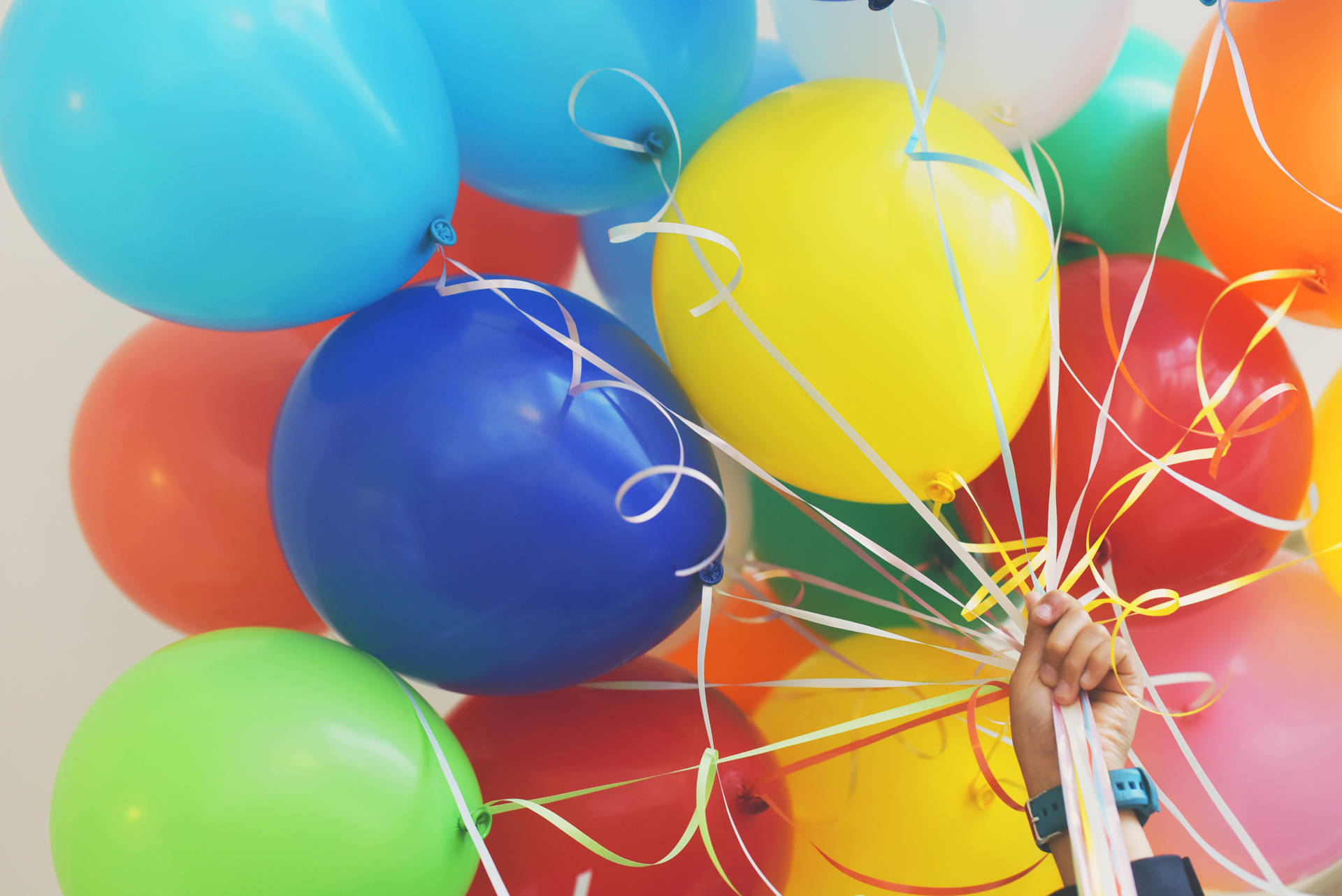 Happy Birthday Balloons Wallpaper