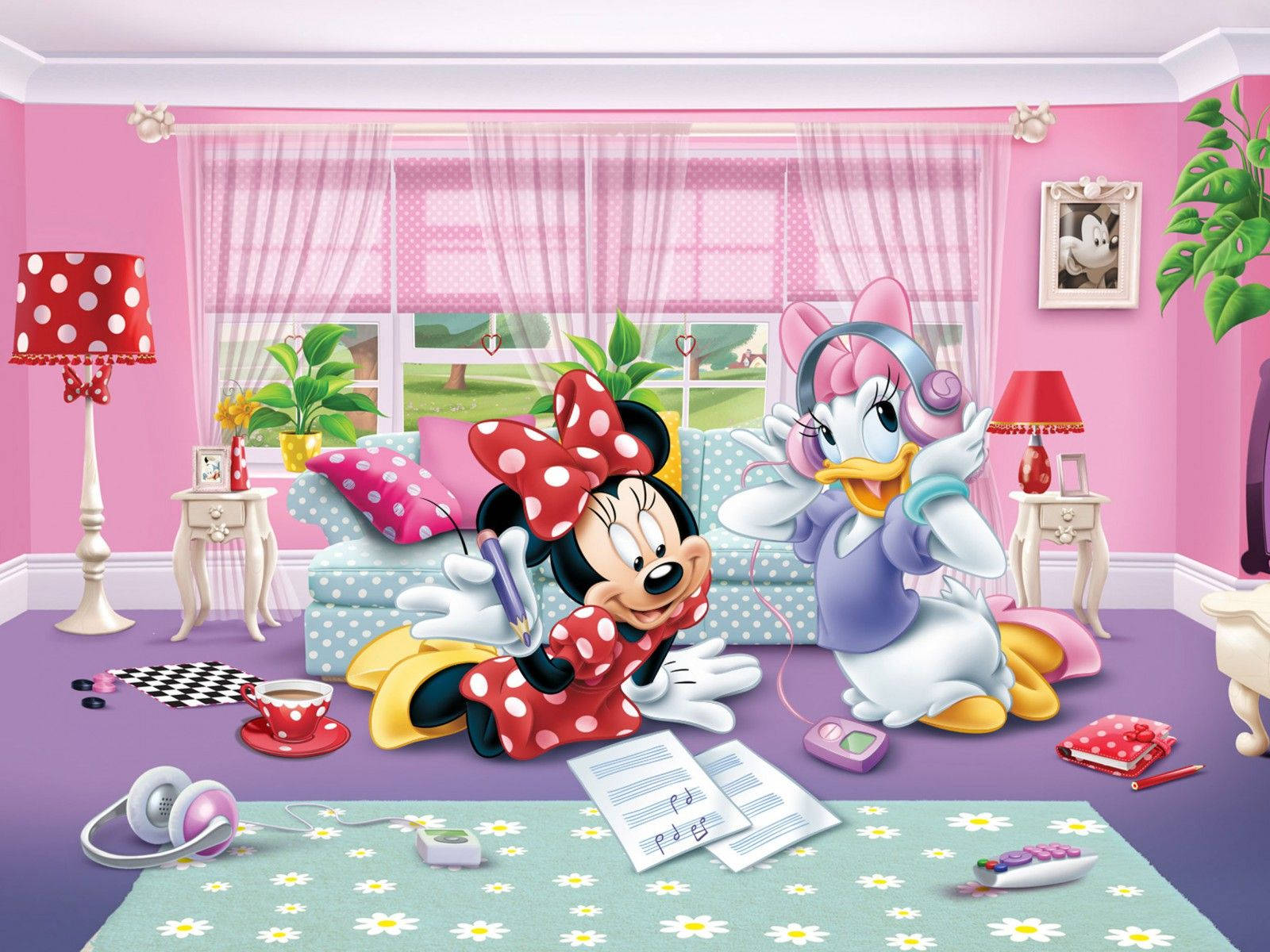 Happy Daisy Duck And Minnie Mouse Wallpaper