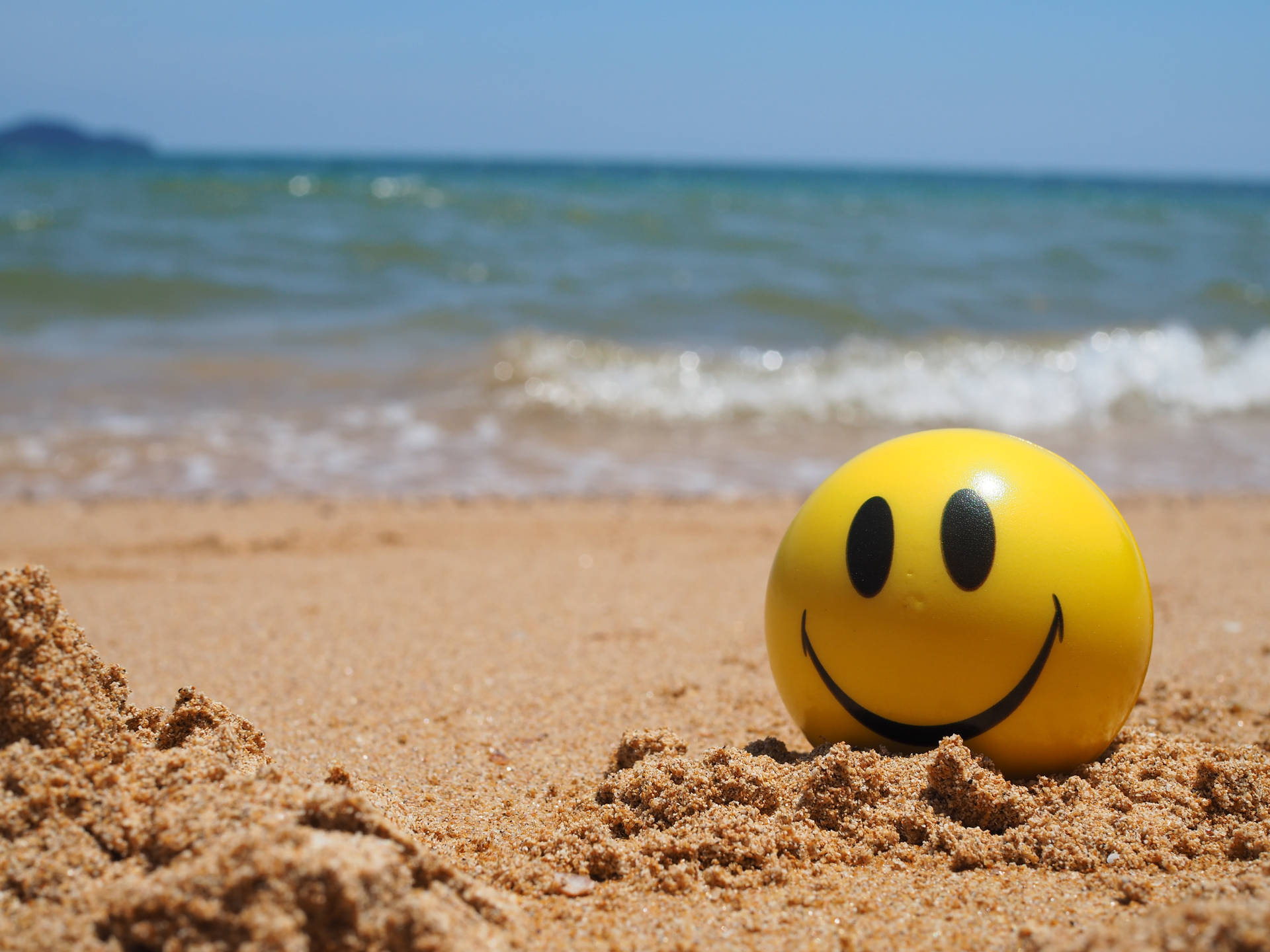 Happy Emoji Beach Wallpaper