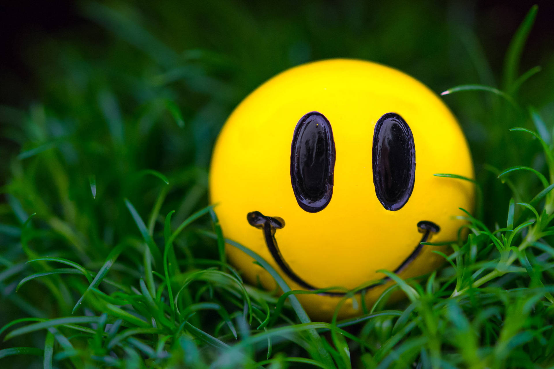 Happy Emoji Grandi Occhi Sfondo
