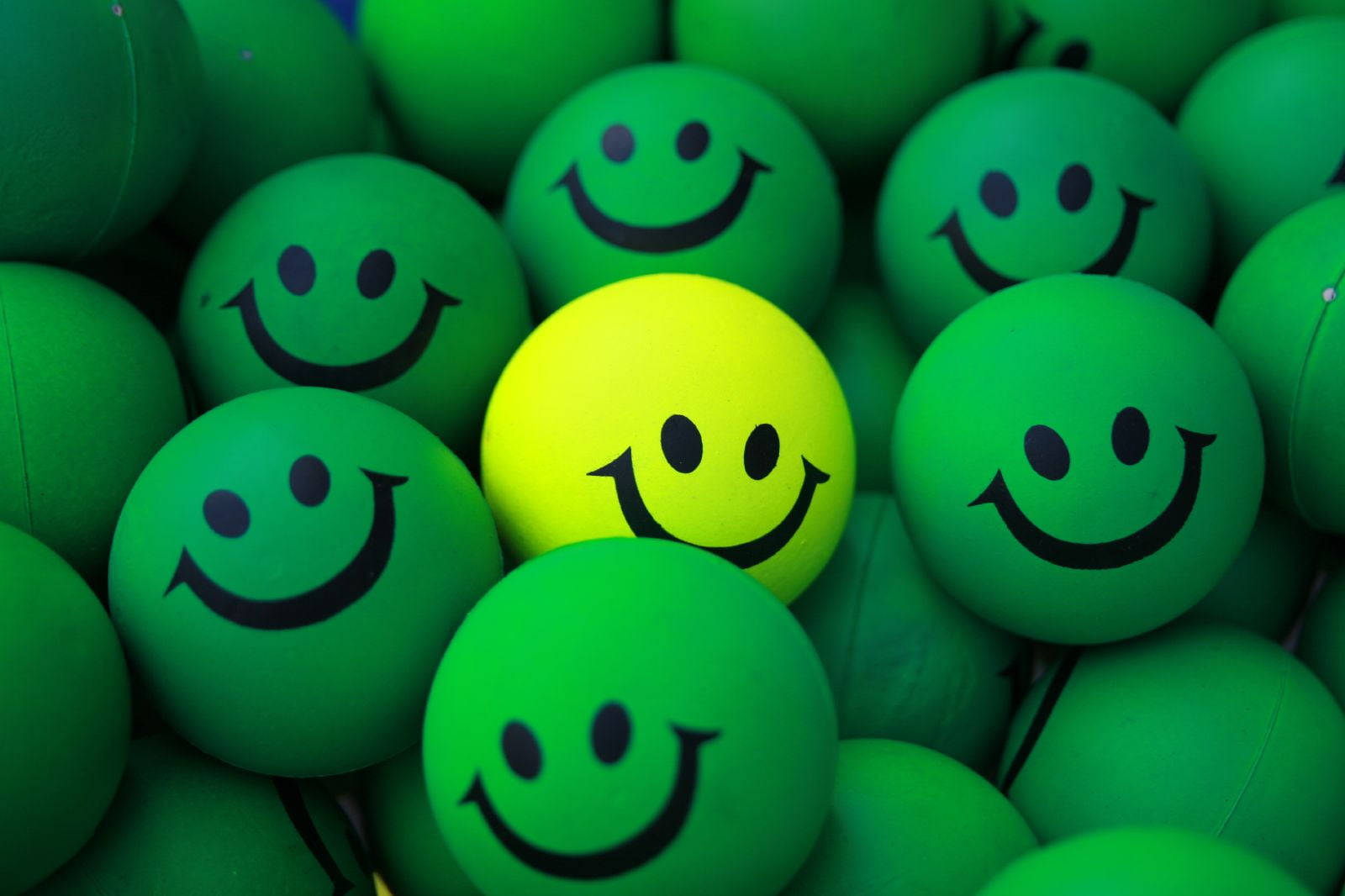 Happy Emoji Green Wallpaper