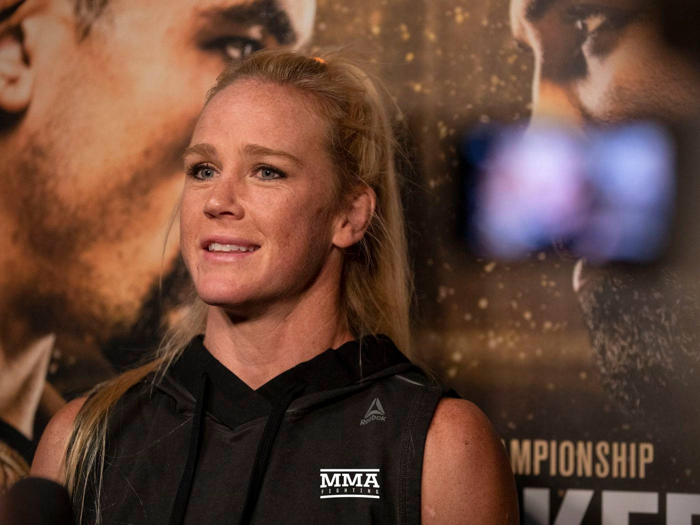 Froheholly Holm Wallpaper