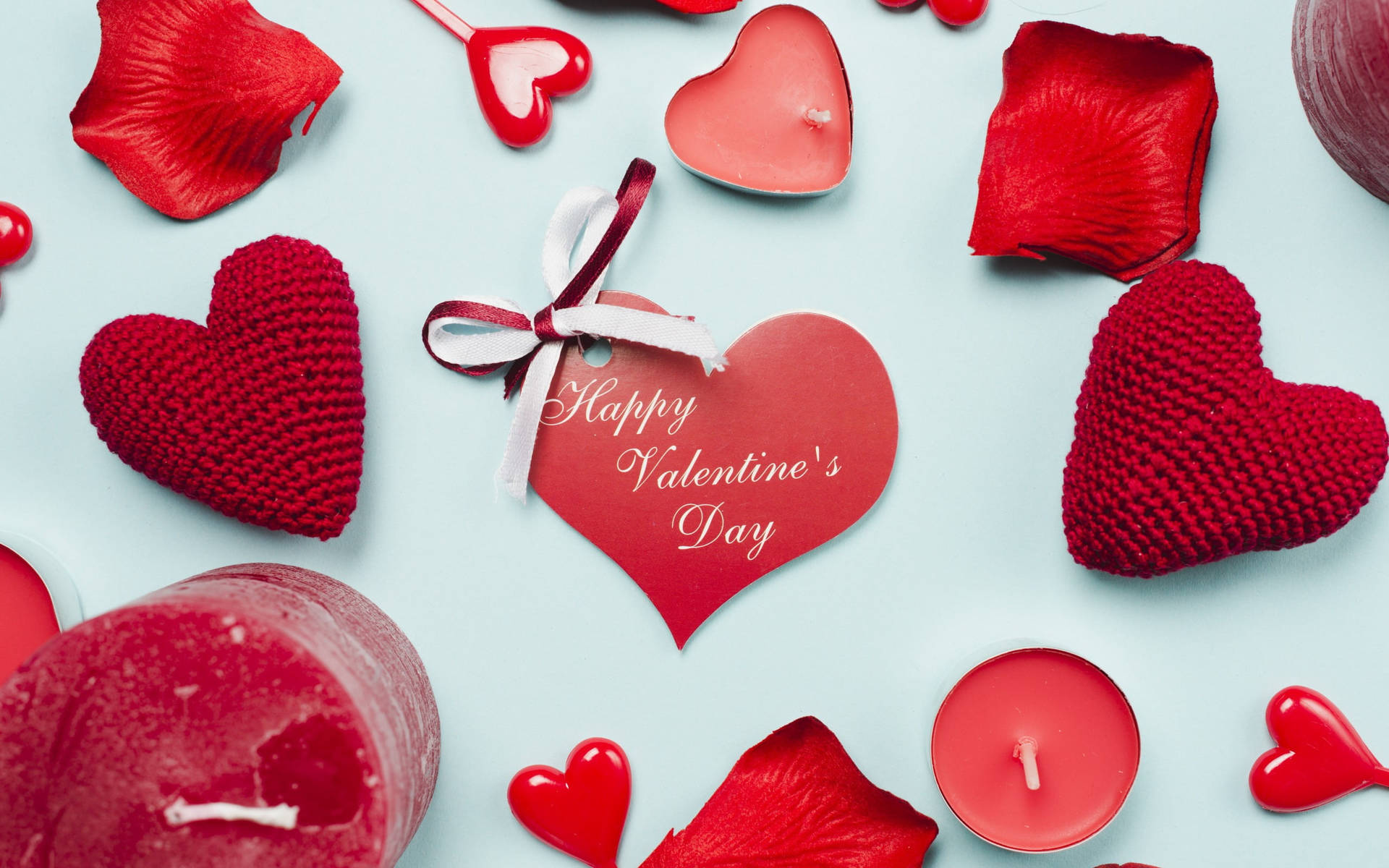 Download Happy Valentine's Day Red Candles Wallpaper 