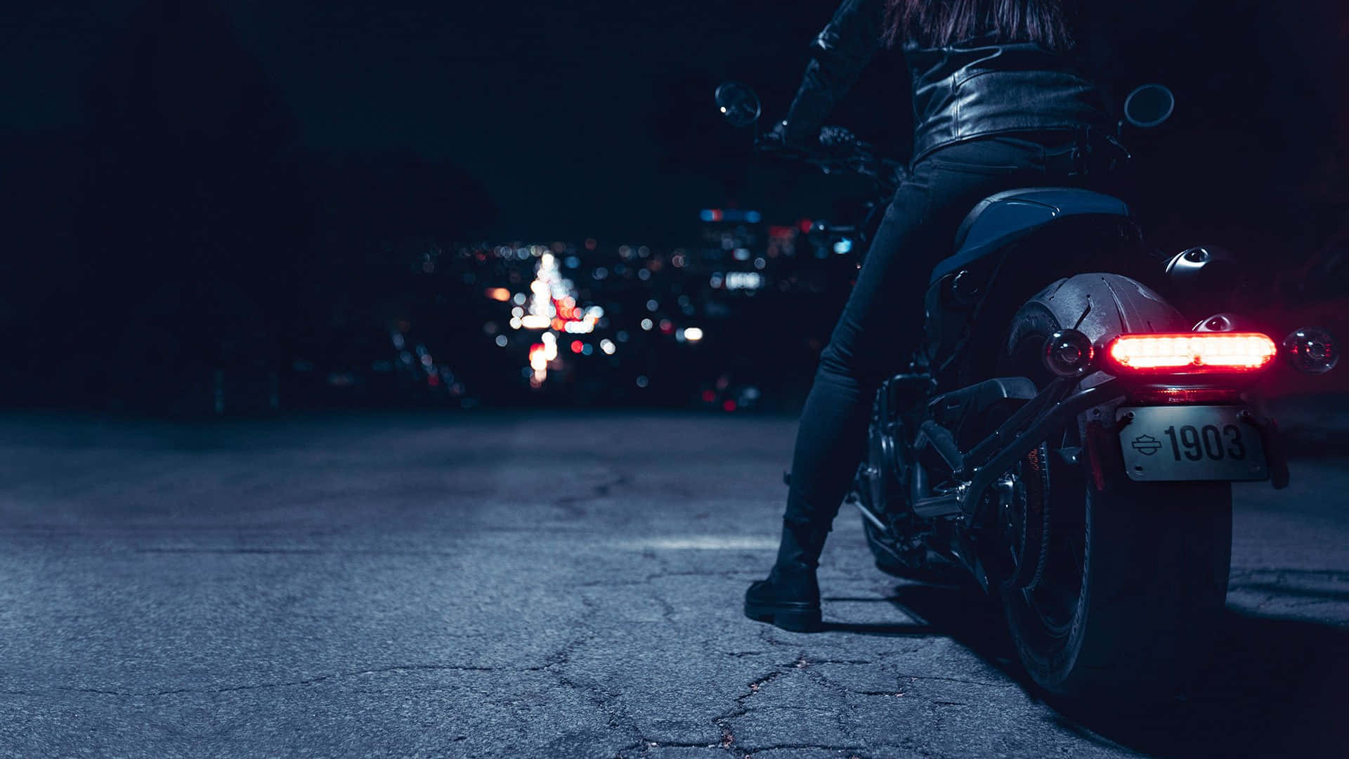 Goditiil Viaggio Su Una Harley Davidson Hd Sfondo