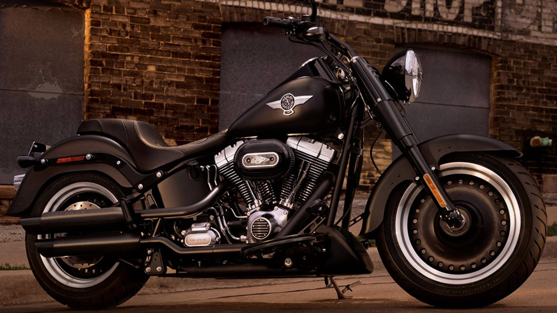Harley Davidson With Unique Rims