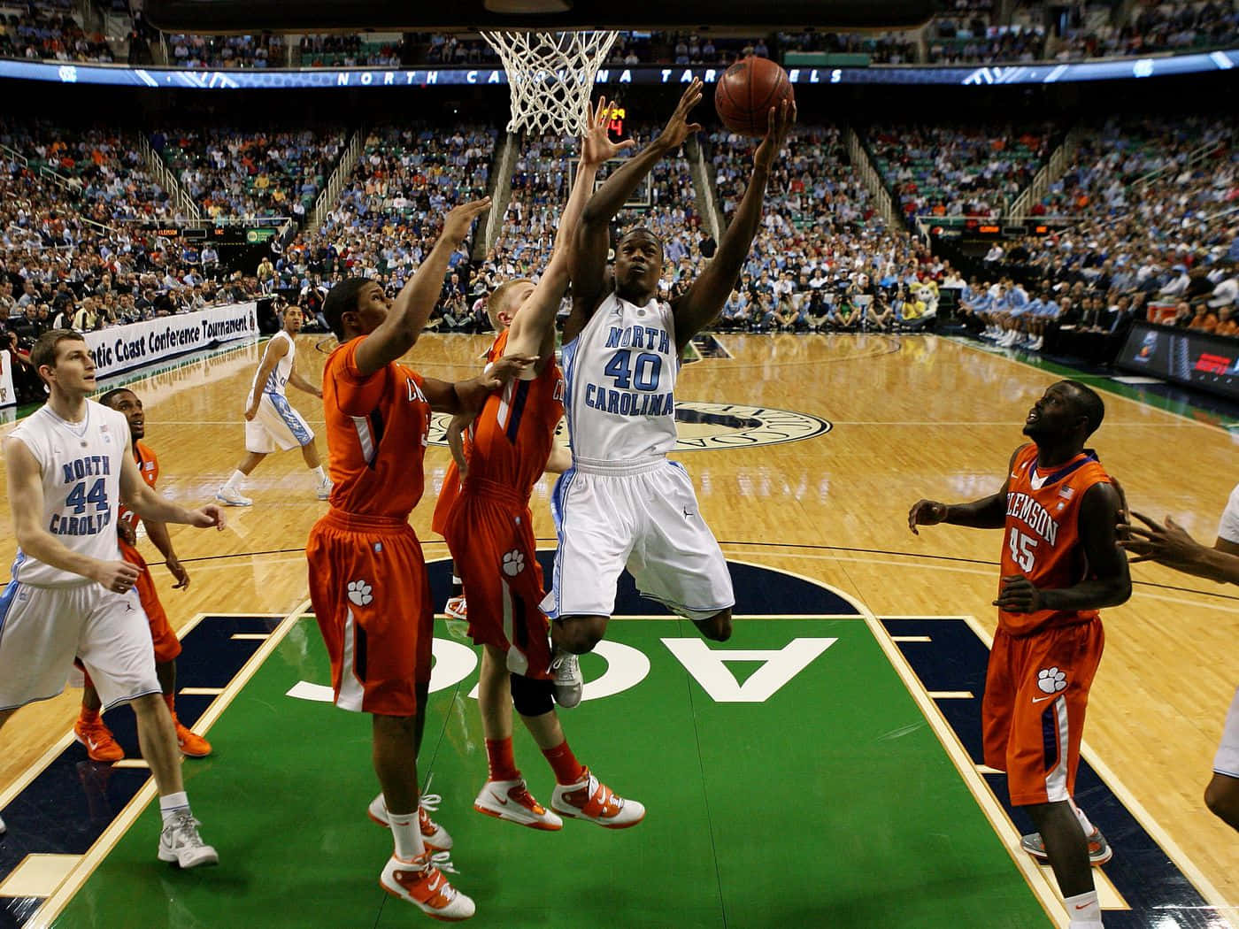 Harrisonbarnes College North Carolina Basketboll - Harrison Barnes College North Carolina Basketball Wallpaper