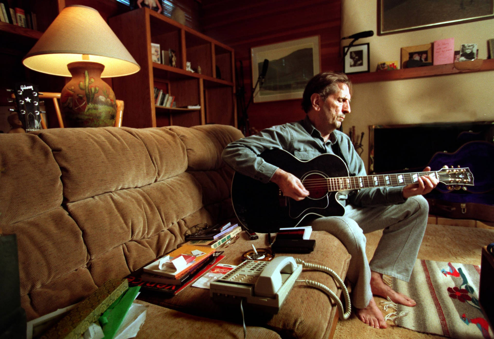 Harry Dean Stanton Playing Guitar Photography Wallpaper