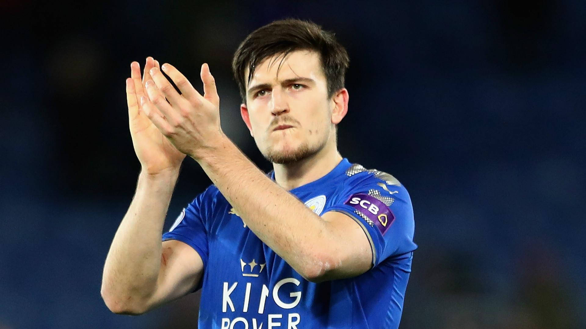 Harry Maguire Clapping In A Blue Uniform Wallpaper