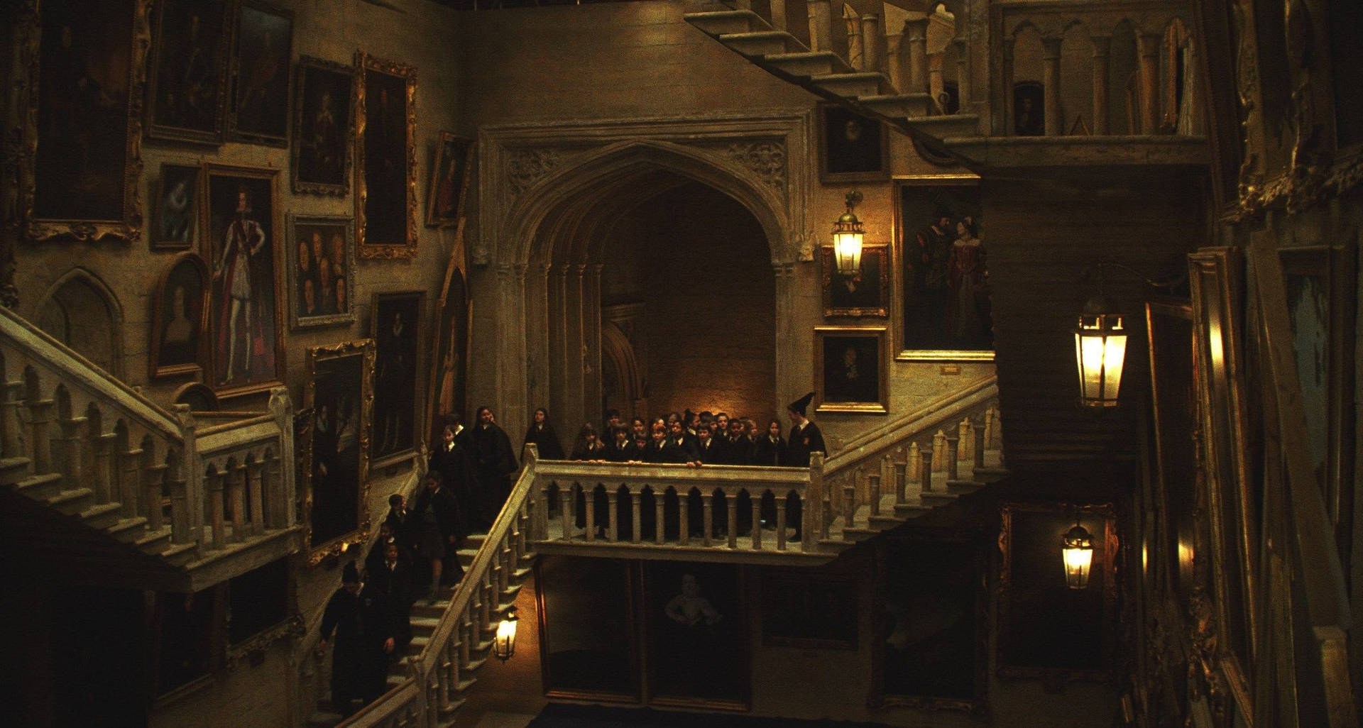 Take a Magical Tour of Hogwarts' Gryffindor Common Room Wallpaper