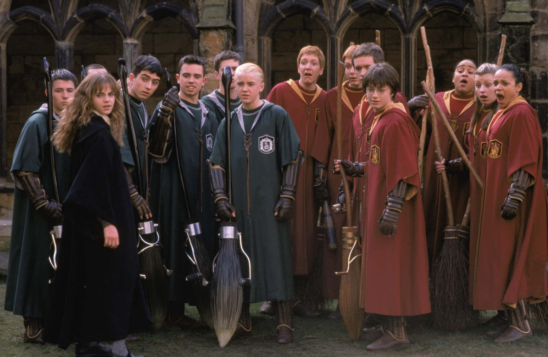 Harrypotter Paisaje Quidditch Slytherin Gryffindor Fondo de pantalla